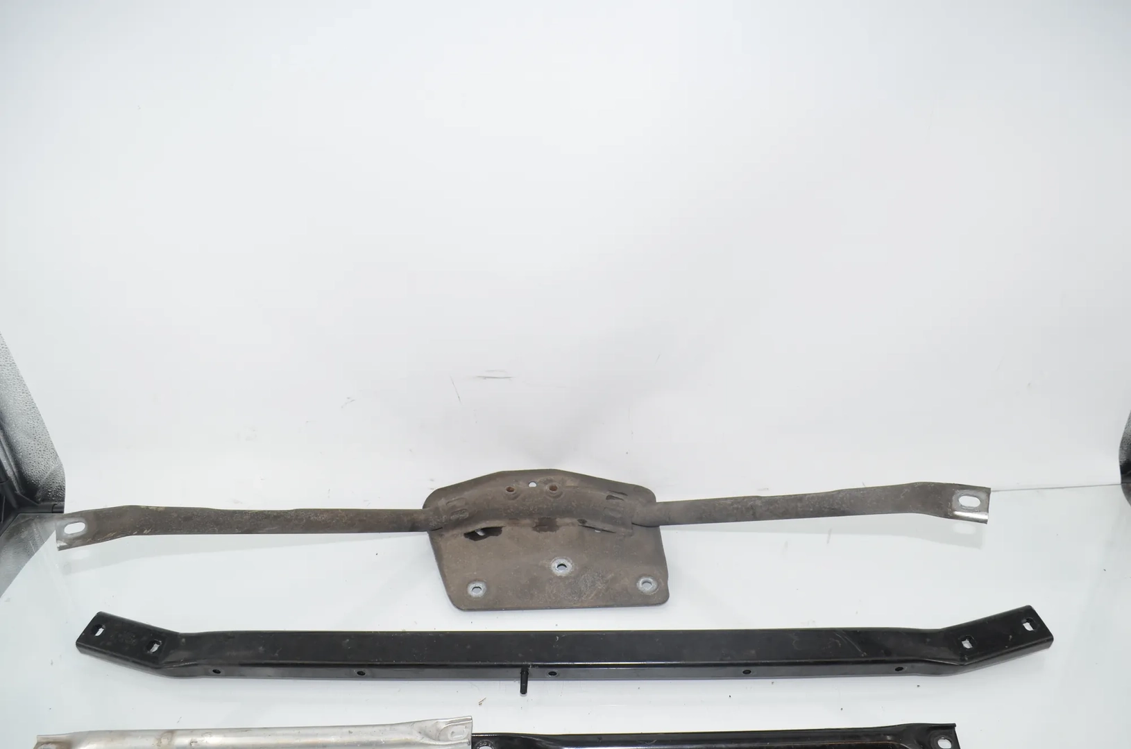 Other Body Parts – OEM 7183851 · BMW 5 Gran Turismo (F07) 530 d 2009 – 4
