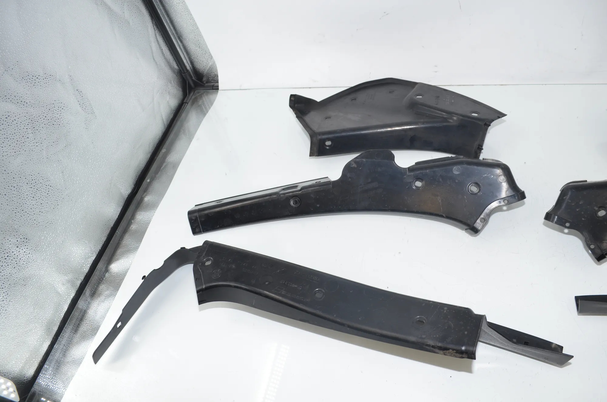 Other Body Parts – OEM 7149445 · BMW 5 Gran Turismo (F07) 530 d 2009 – 4