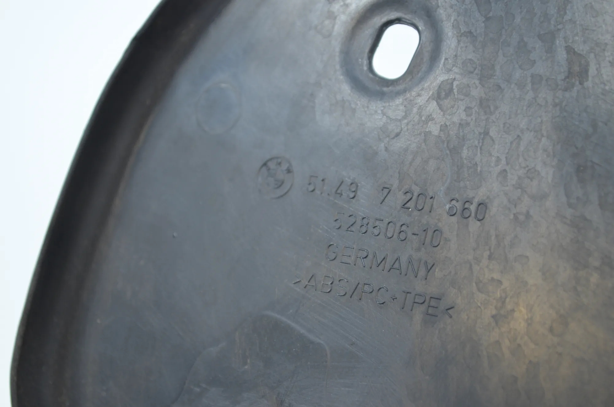 Other Body Parts – OEM 7149445 · BMW 5 Gran Turismo (F07) 530 d 2009 – 11
