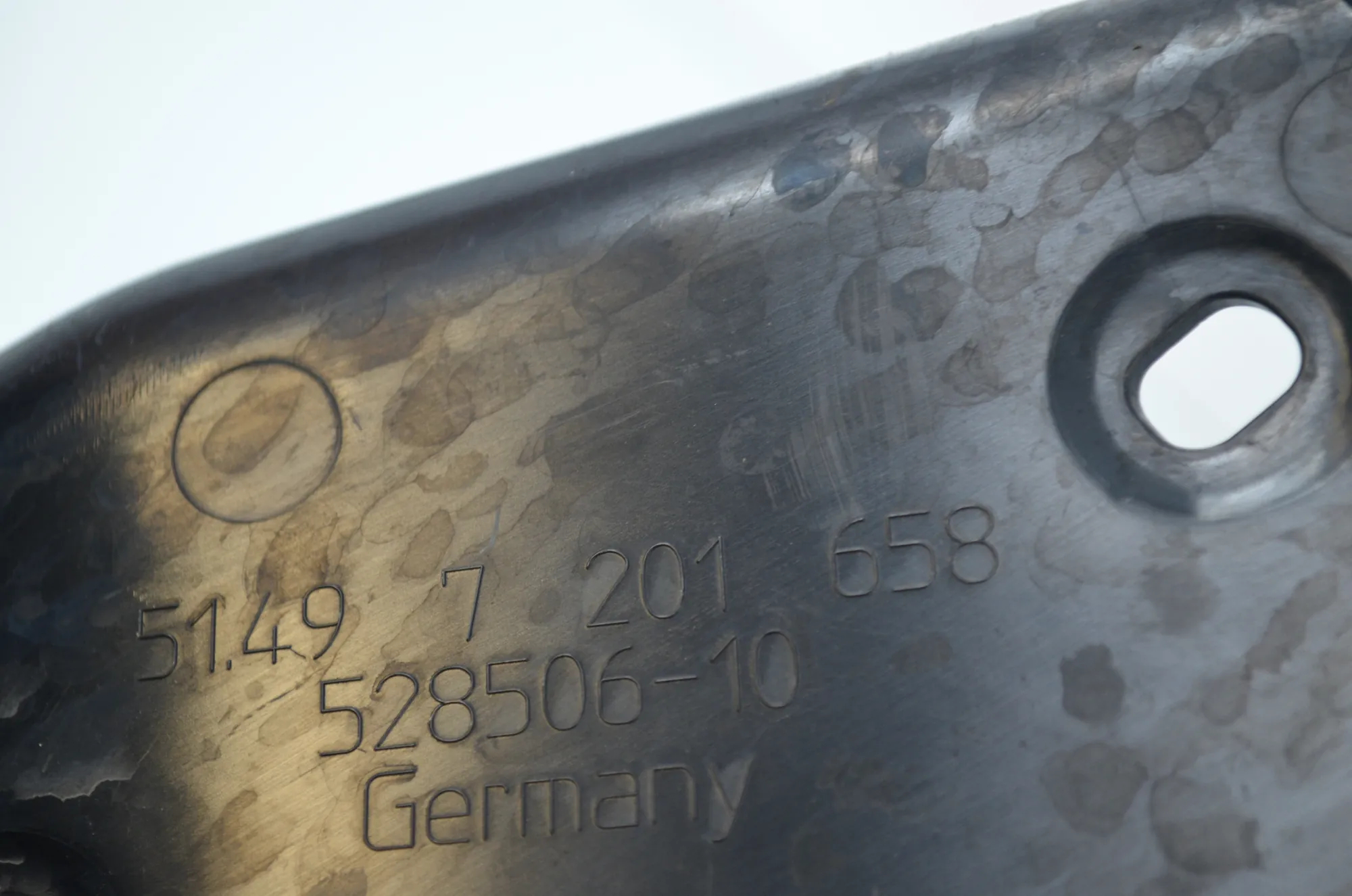 Other Body Parts – OEM 7149445 · BMW 5 Gran Turismo (F07) 530 d 2009 – 10