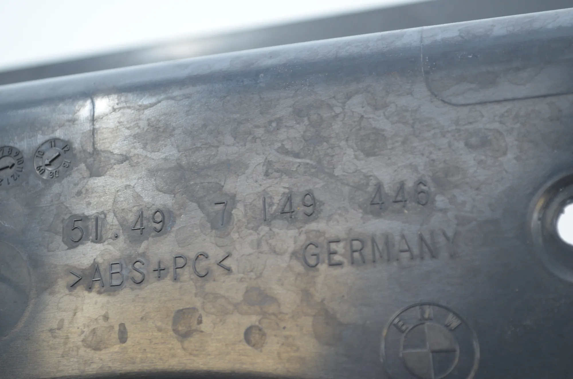Other Body Parts – OEM 7149445 · BMW 5 Gran Turismo (F07) 530 d 2009 – 9