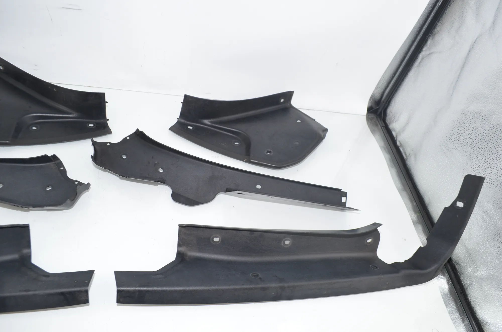Other Body Parts – OEM 7149445 · BMW 5 Gran Turismo (F07) 530 d 2009 – 3