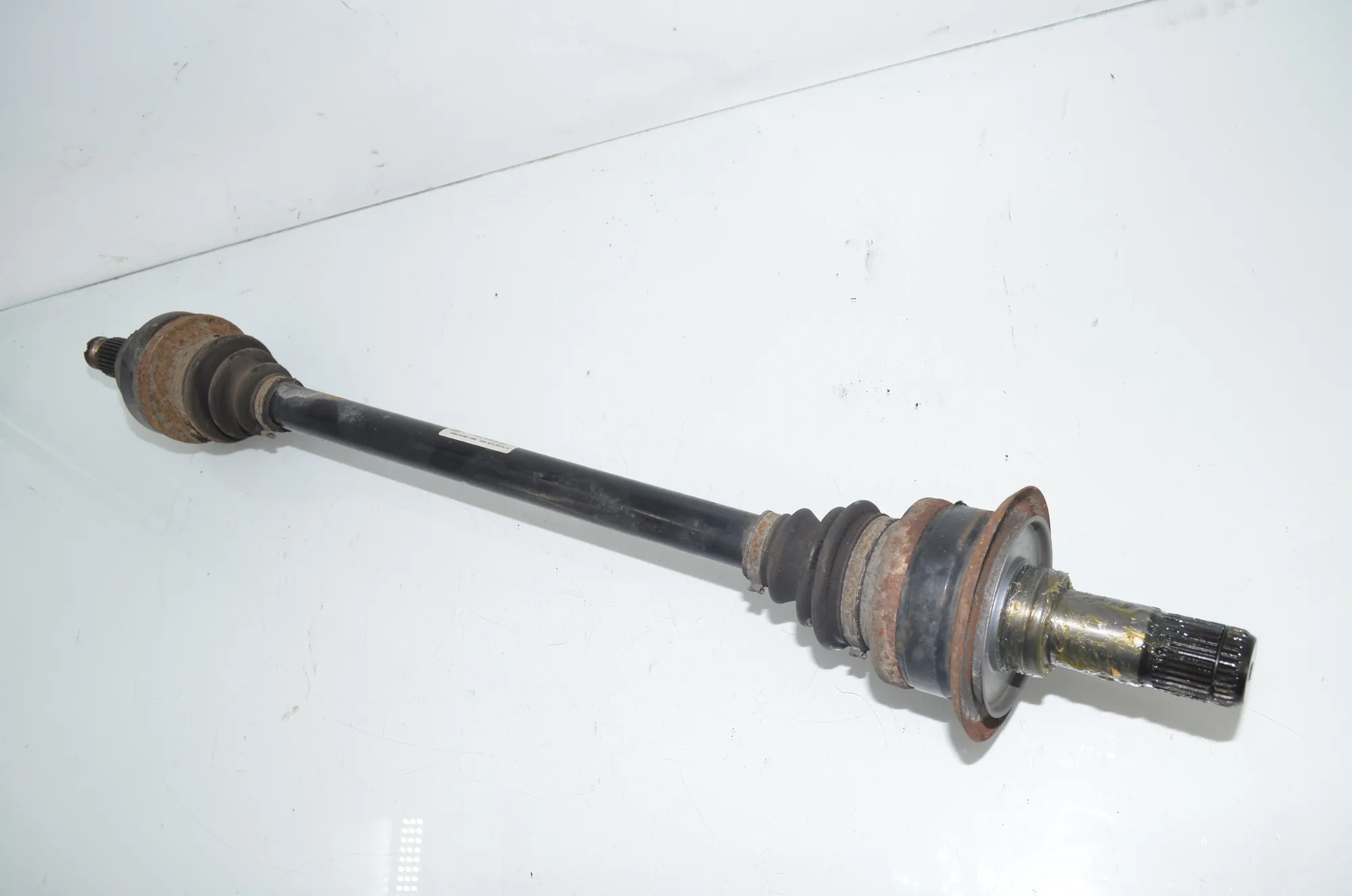 Rear Right Driveshaft – OEM 7581018 · BMW 5 Touring (F11) 535 d xDrive 2013 – 2