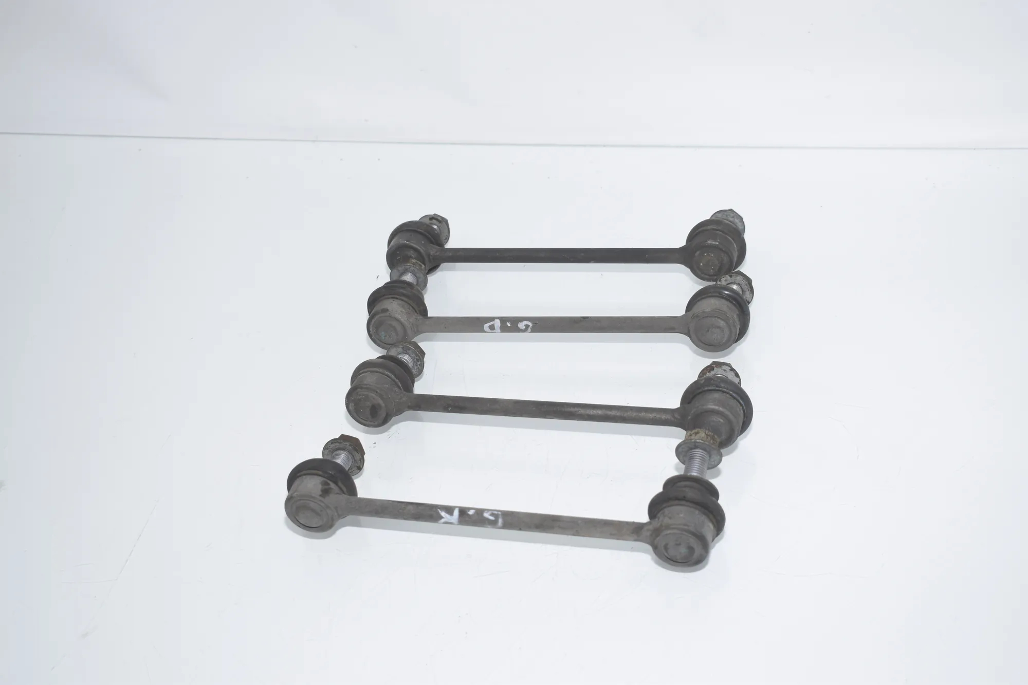 Front Left Stabilizer Link – OEM 6777319 · BMW 5 Touring (F11) 530 d 2011 – 2