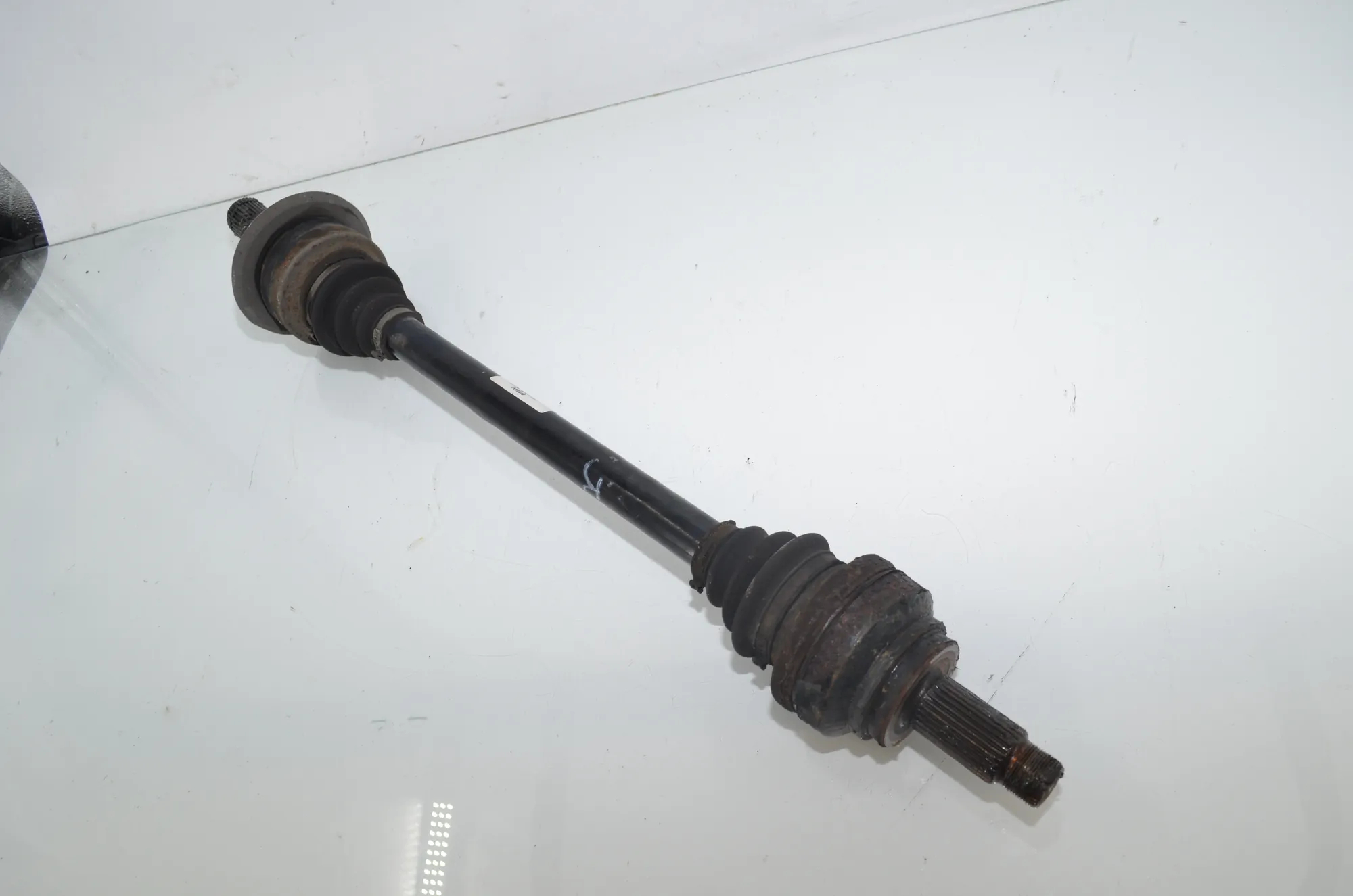 Rear Left Driveshaft – OEM 7581017 · BMW 5 Touring (F11) 530 d 2011 – 3