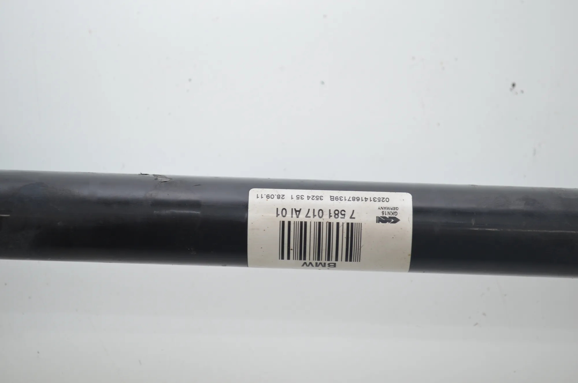 Rear Left Driveshaft – OEM 7581017 · BMW 5 Touring (F11) 530 d 2011 – 4