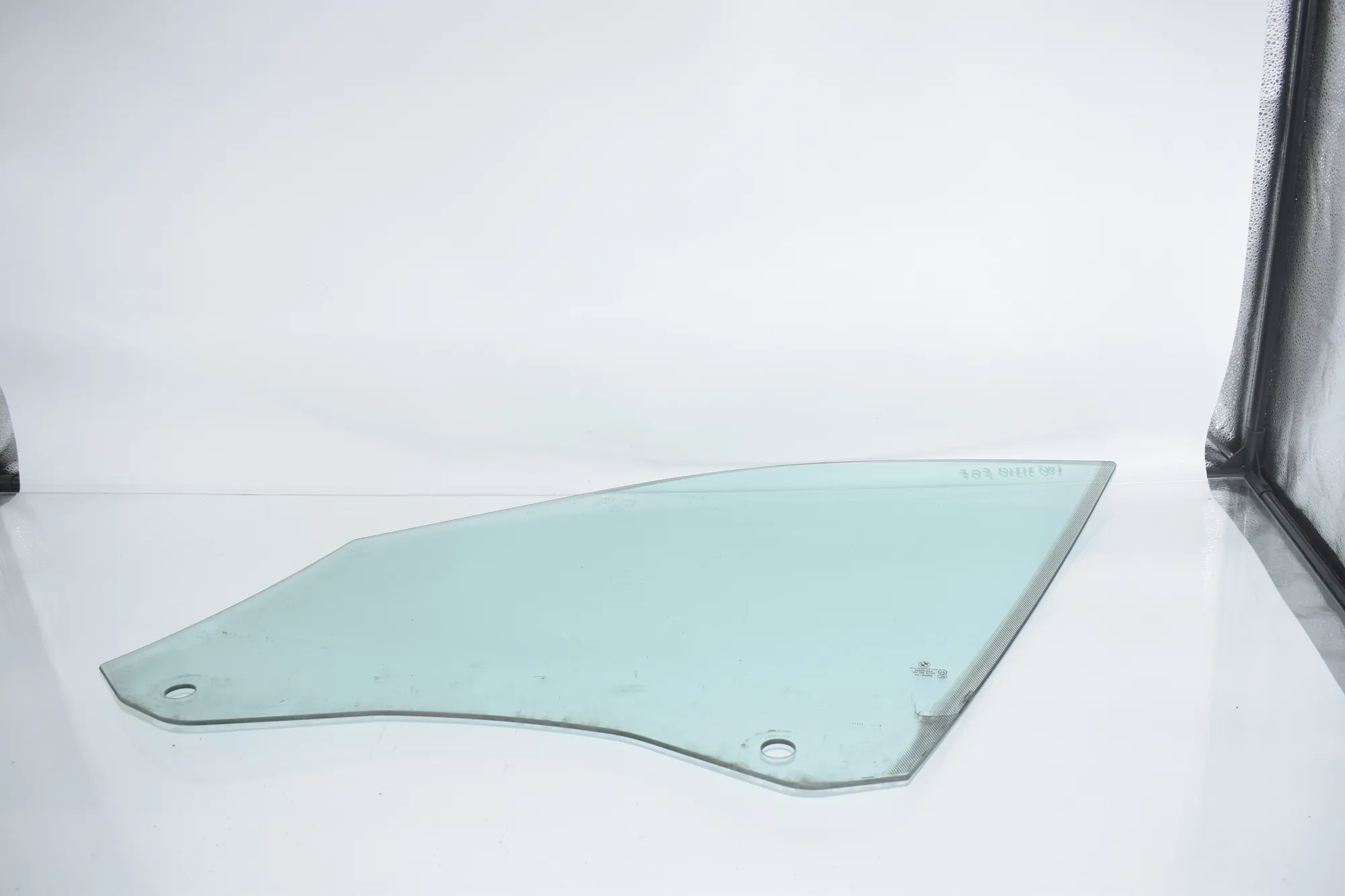 Front Right Door Window – OEM 7197910 · BMW 5 Gran Turismo (F07) 530 d 2009 – 3