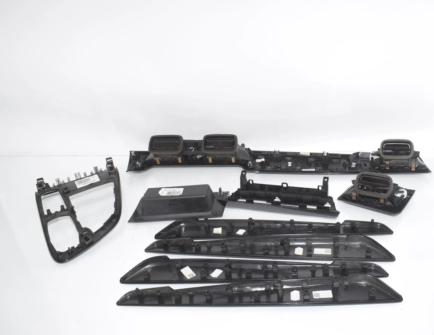 Interior Trim Strips Kit – OEM 9287611 · BMW 2 Gran Tourer (F46) 216 d 2015 – 6