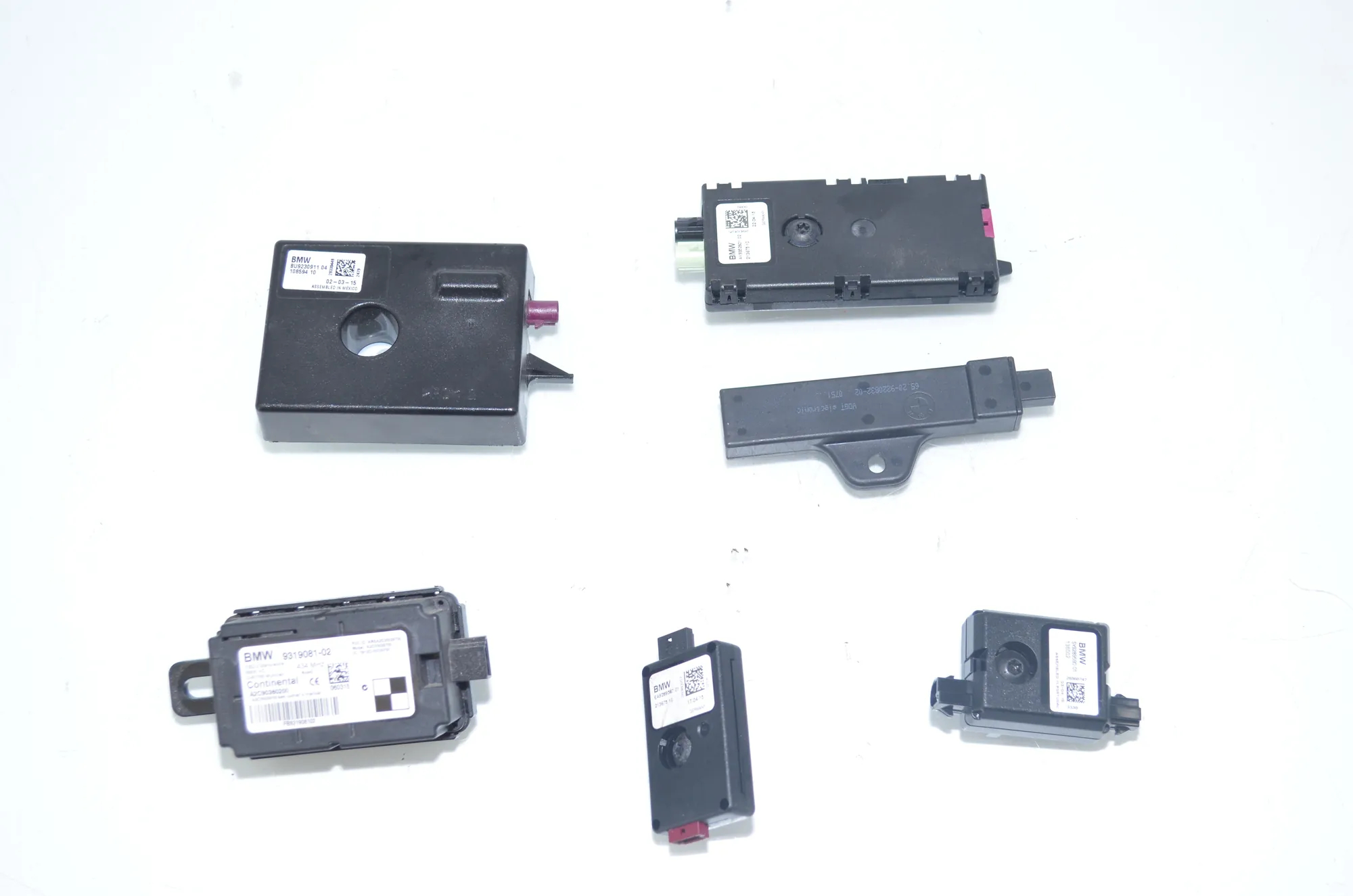 Antenna – OEM 9230911 · BMW 2 Gran Tourer (F46) 216 d 2015
