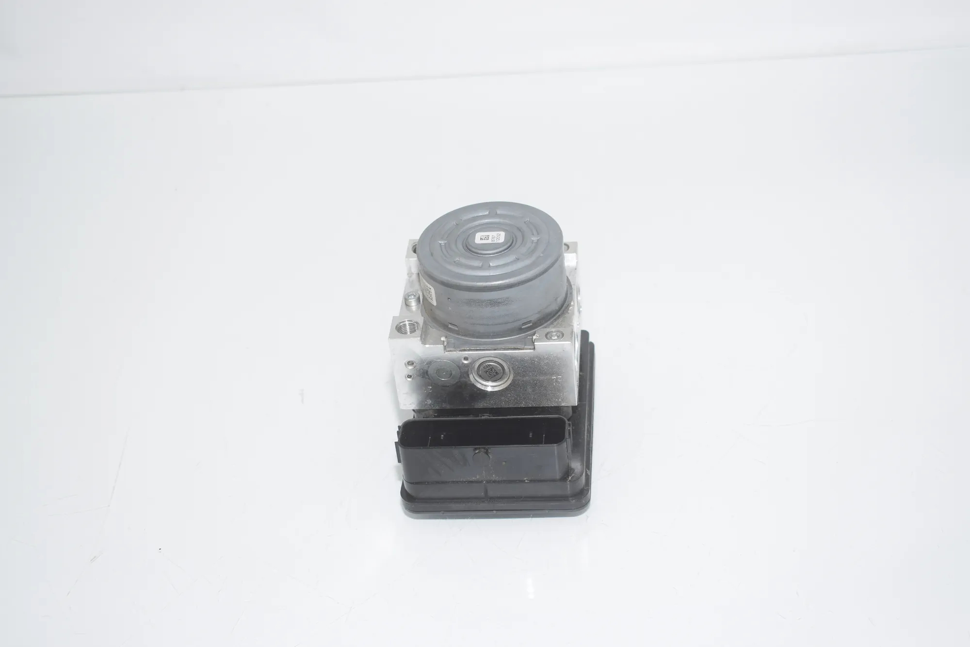 ABS Pump – OEM 6876233 · BMW 2 Gran Tourer (F46) 216 d 2015 – 2