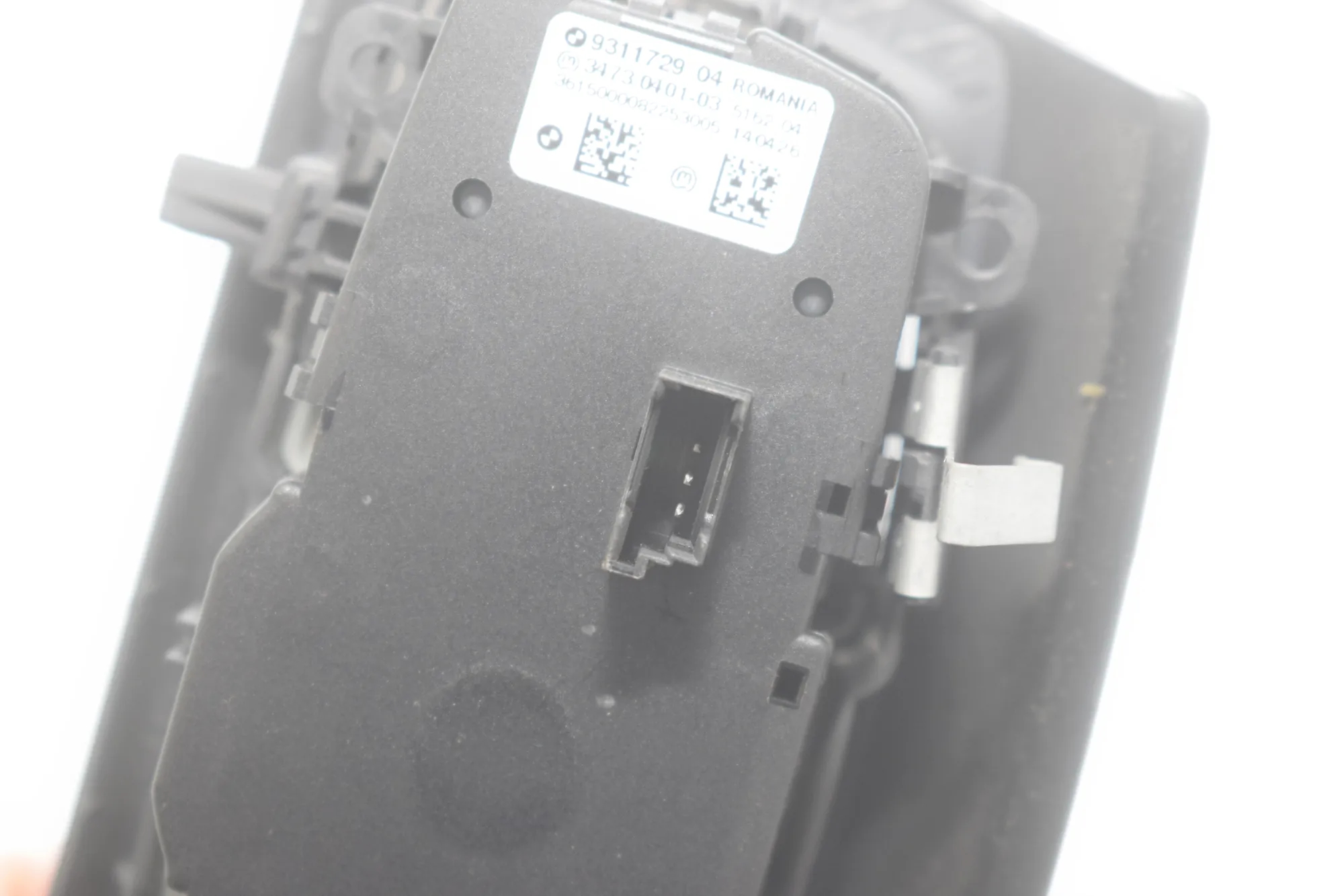 Headlight Switch Control Unit – OEM 9311729 · BMW 2 Gran Tourer (F46) 216 d 2015 – 5