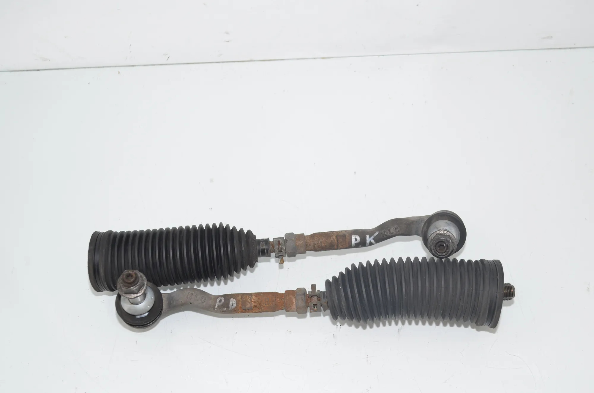 Left Side Steering Tie Rod – OEM 6784716 · BMW 5 Touring (F11) 530 d 2016