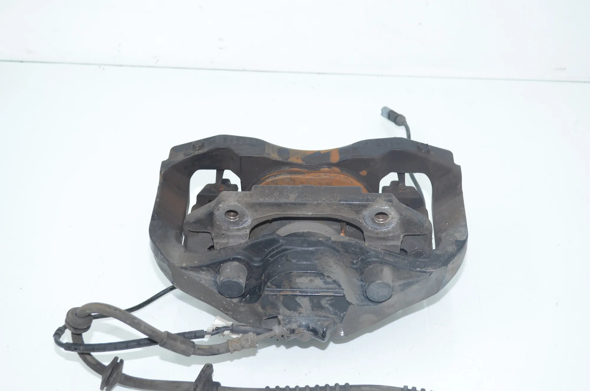 Front Left Brake Caliper – OEM 7846701 · BMW 6 Gran Coupe (F06) 640 d 2012 – 4