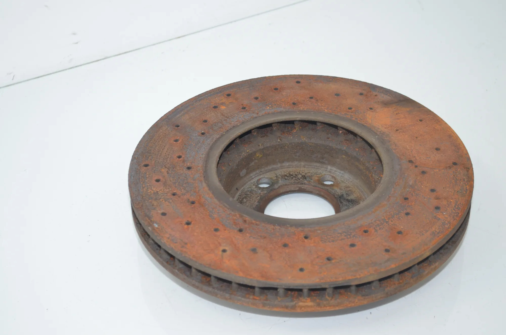 Front Left Brake Disc – OEM 6898729 · BMW 6 Gran Coupe (F06) 640 d 2012 – 4