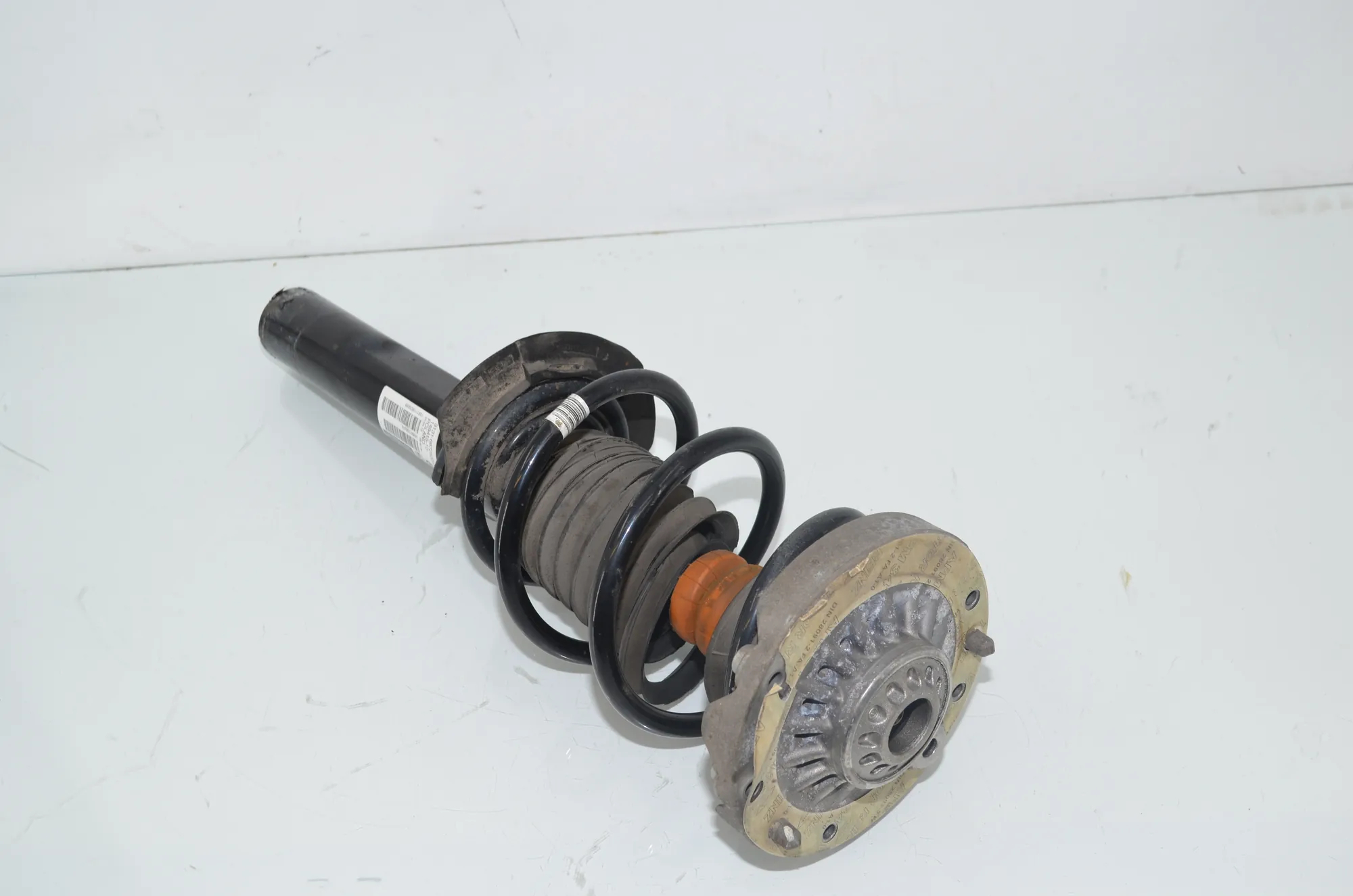 Front Right Shock Absorber – OEM 6872522 · BMW 2 Gran Tourer (F46) 216 d 2015 – 3