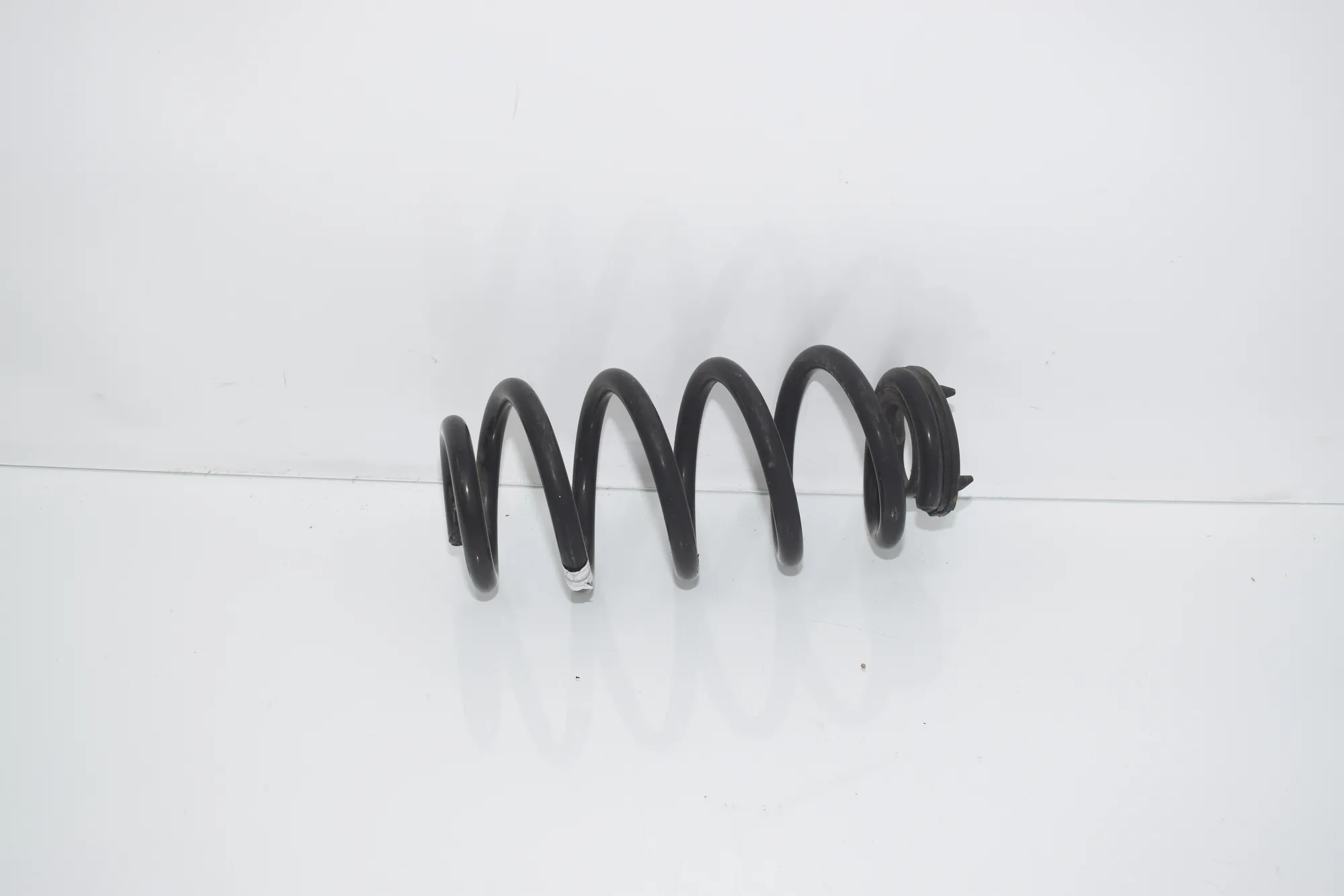 Rear Right Coil Spring – OEM 6866765 · BMW 2 Gran Tourer (F46) 216 d 2015 – 2
