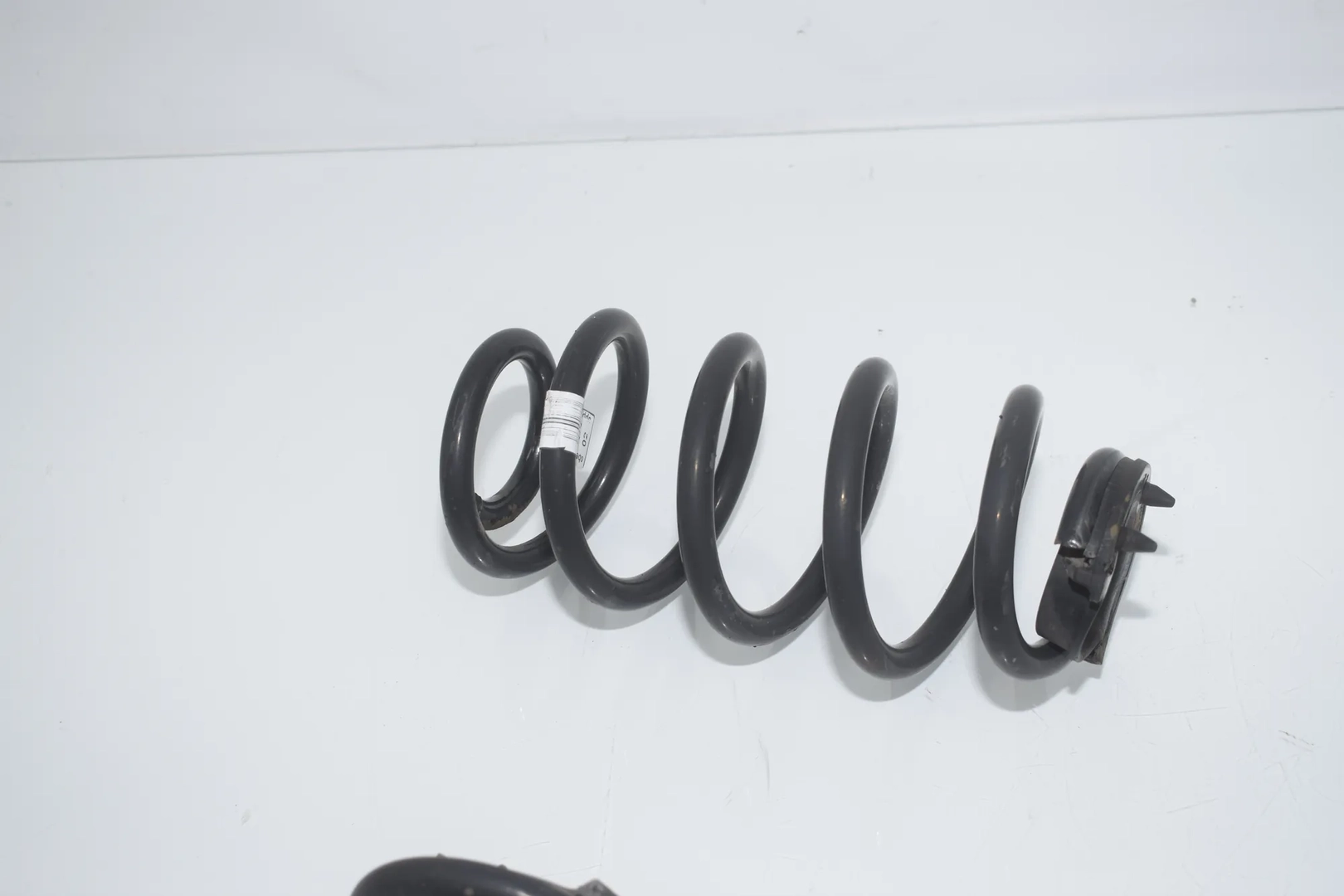 Rear Left Coil Spring – OEM 6866765 · BMW 2 Gran Tourer (F46) 216 d 2015 – 3