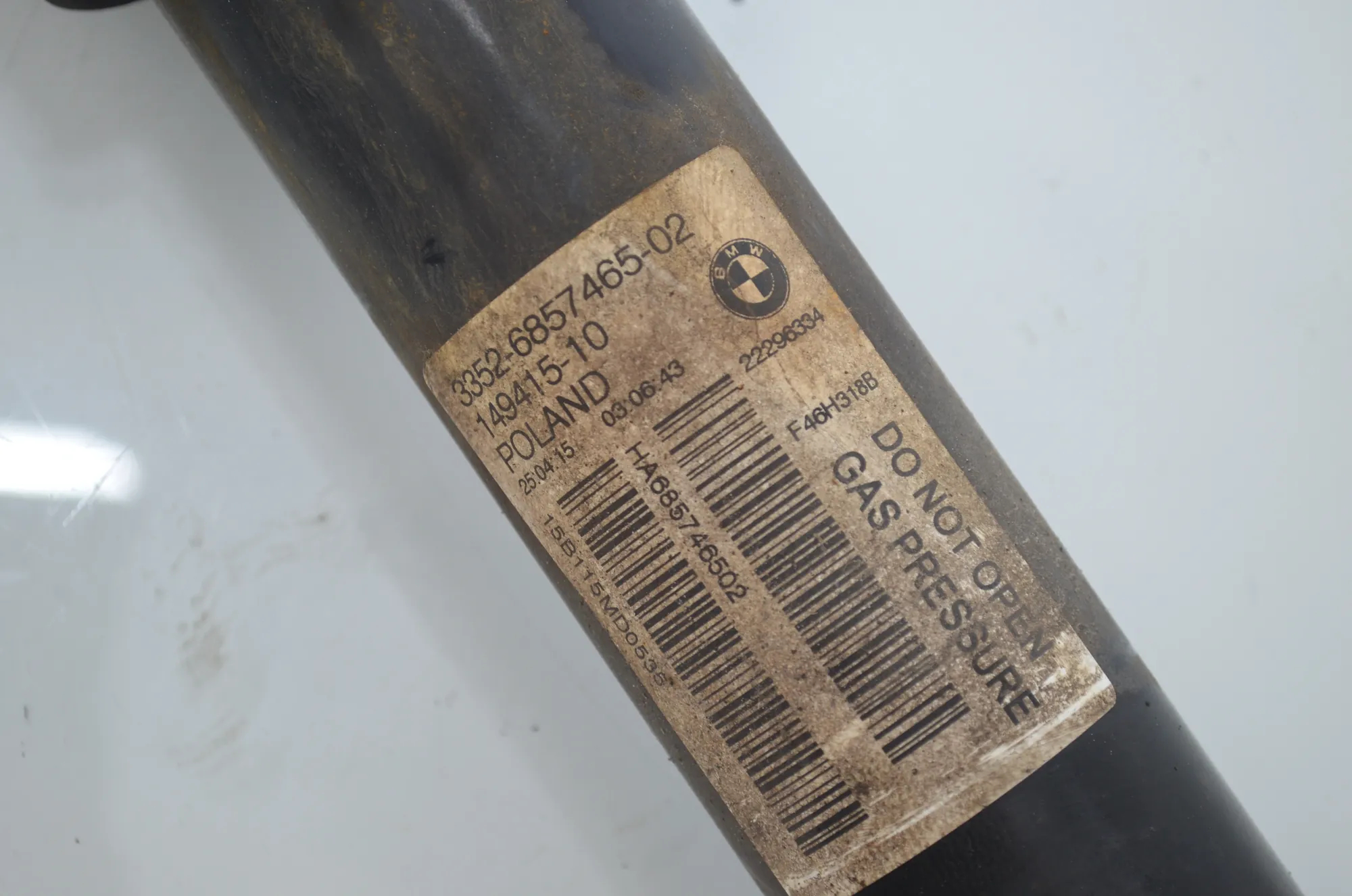 Rear Right Shock Absorber – OEM 6857465 · BMW 2 Gran Tourer (F46) 216 d 2015 – 4
