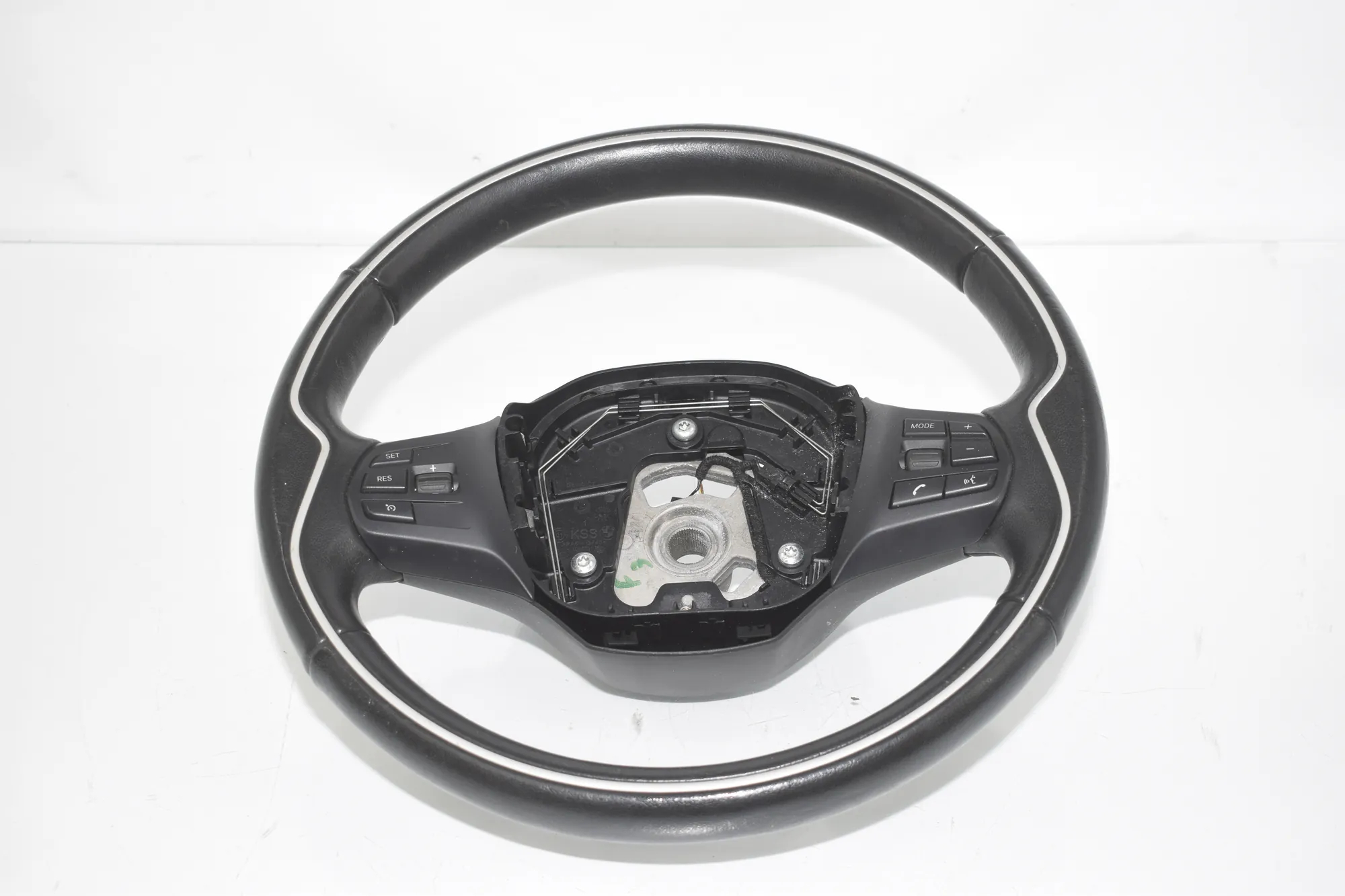 Steering Wheel – OEM 6870166 · BMW i3 (I01) s Electric 2020