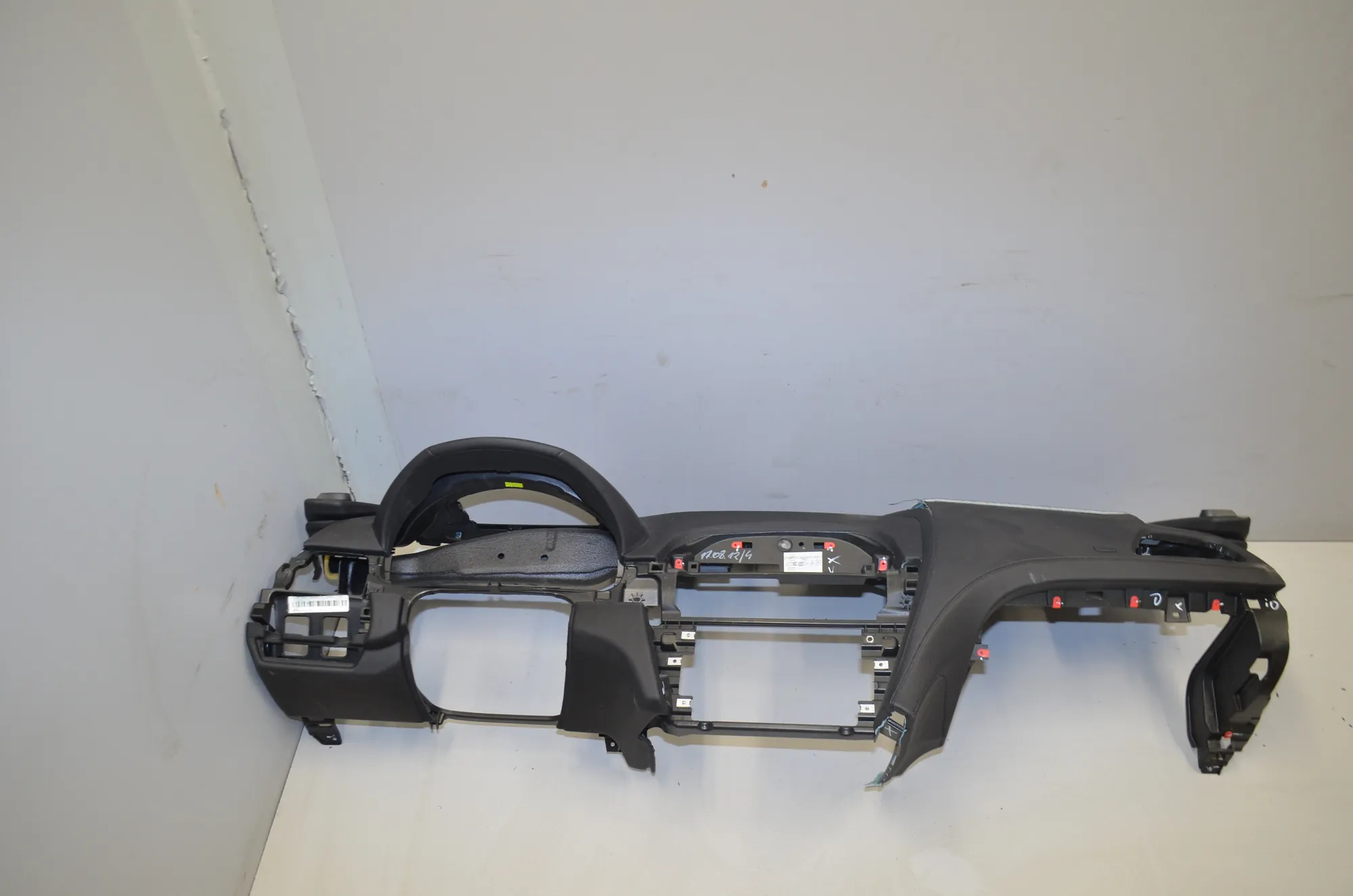 Dashboard – OEM 9240768 · BMW 6 Gran Coupe (F06) 640 d 2012 – 2