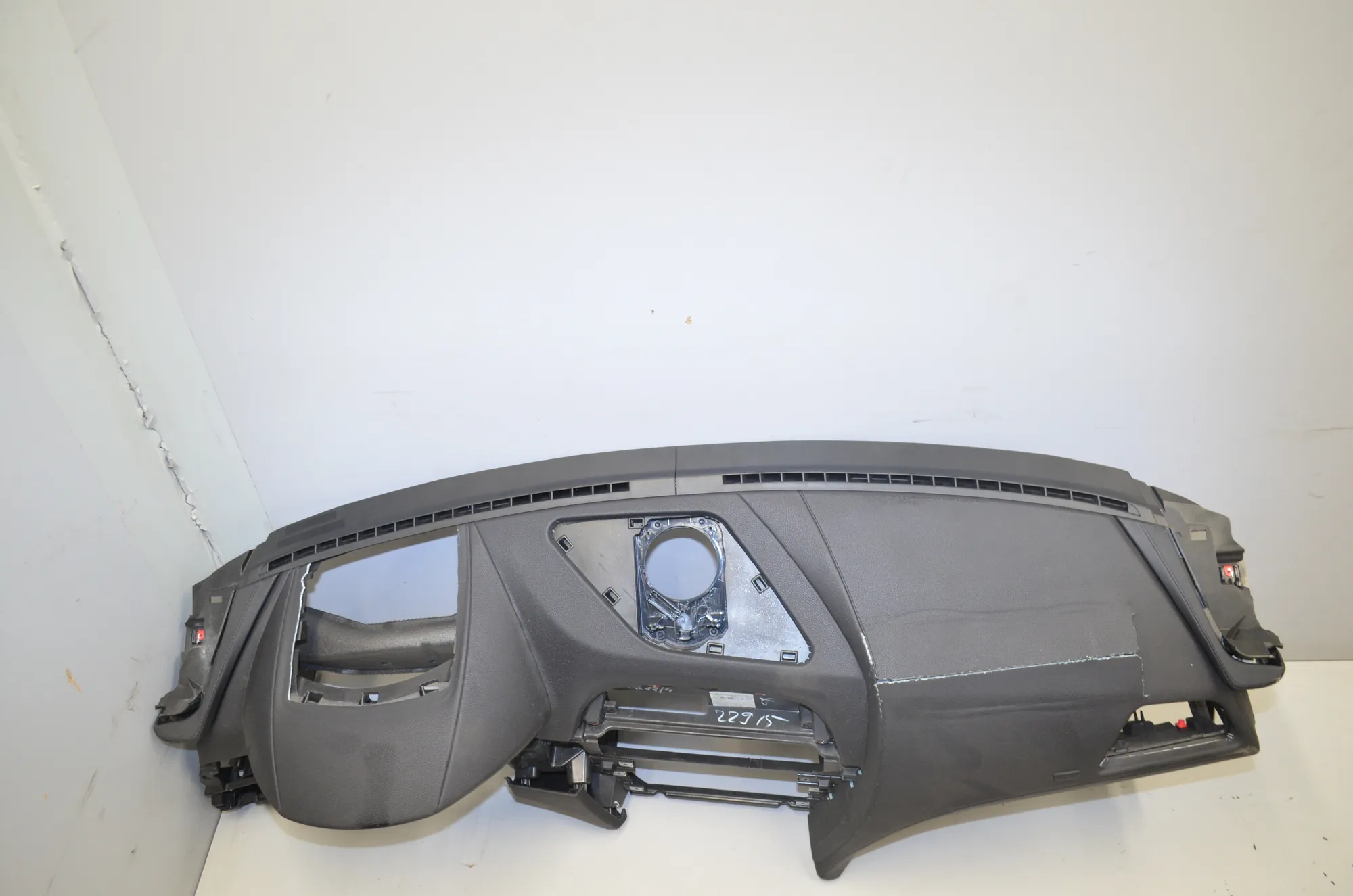 Dashboard – OEM 9240768 · BMW 6 Gran Coupe (F06) 640 d 2012 – 4