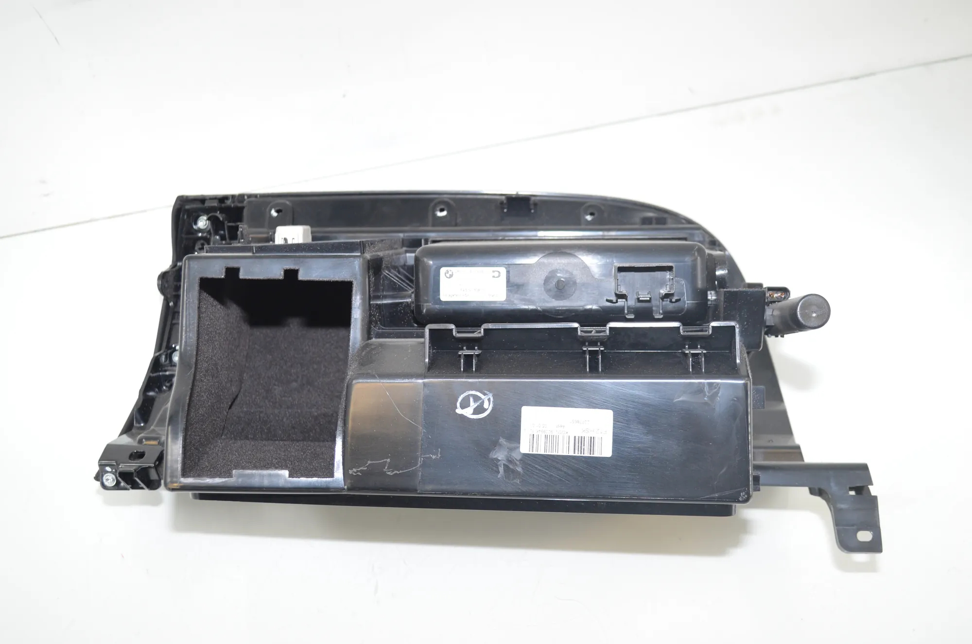 Glove Compartment – OEM 9197573 · BMW 6 Gran Coupe (F06) 640 d 2012 – 4