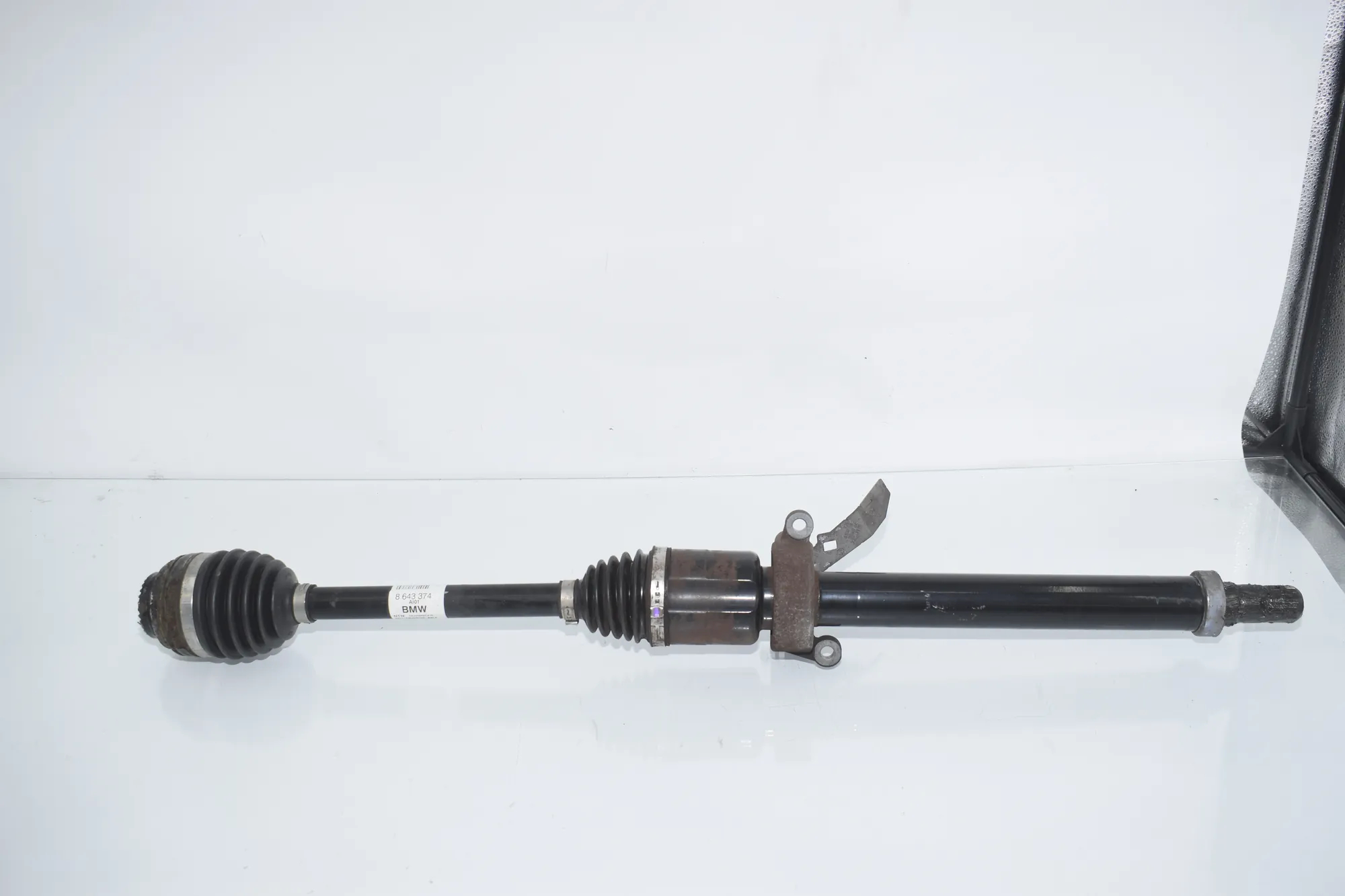 Front Right Driveshaft – OEM 8643374 · BMW 2 Gran Tourer (F46) 216 d 2015