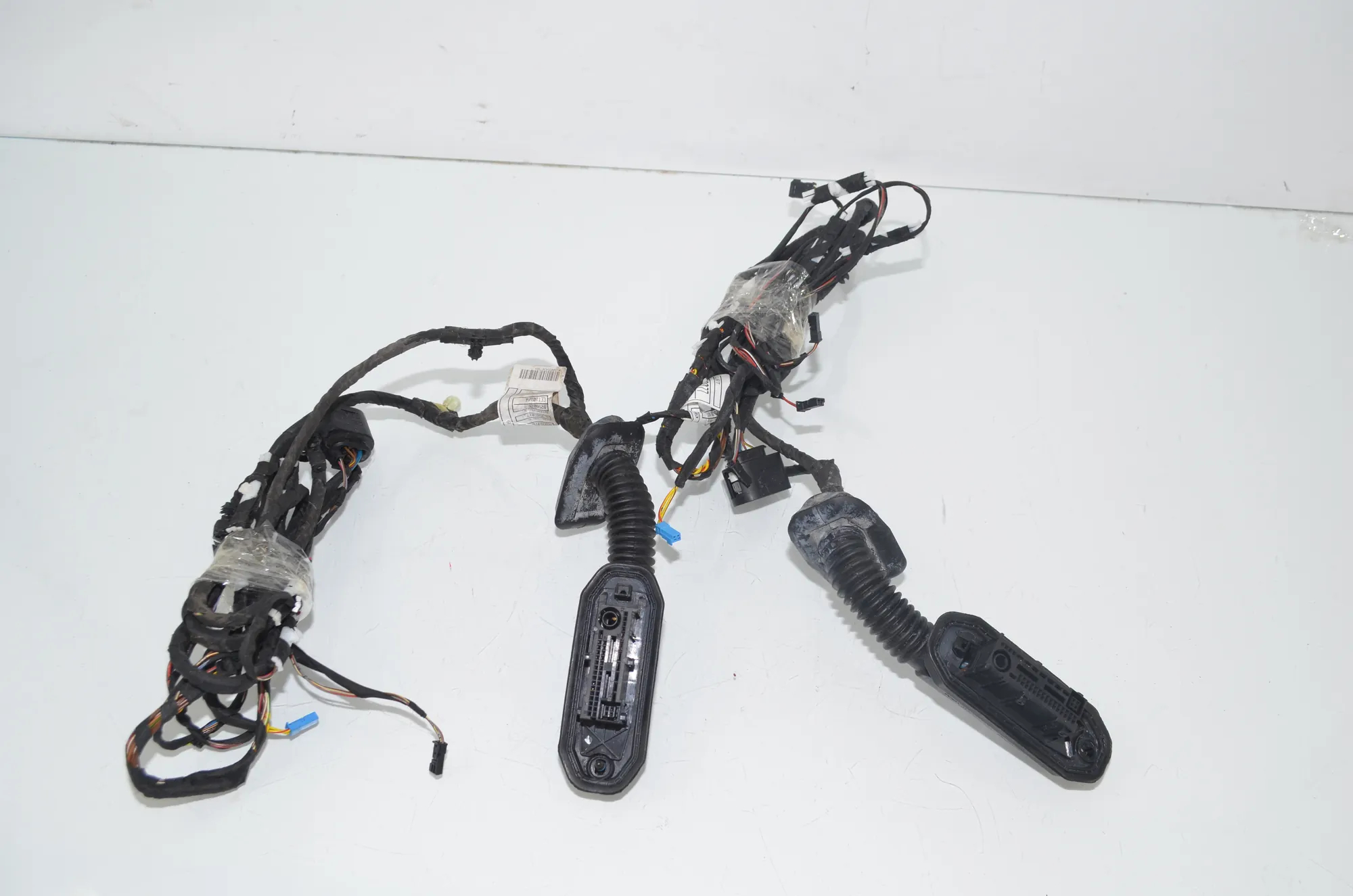 Rear Left Door Wiring – OEM 9256017 · BMW 5 Touring (F11) M 550 d xDrive 2012 – 3
