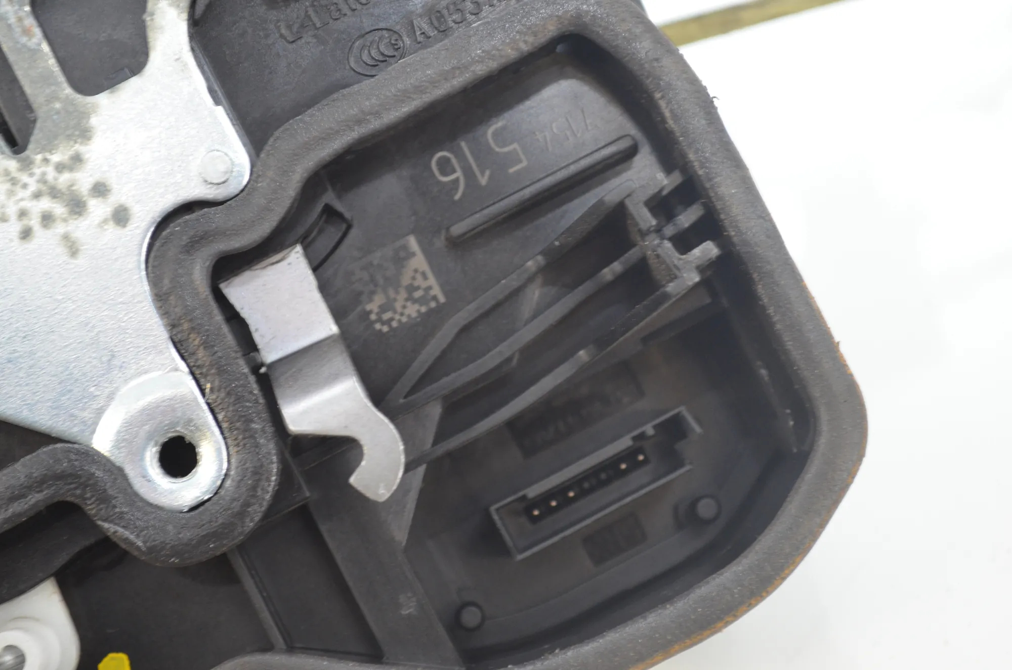 Door Locks Soft Close Kit – OEM 7185692 · BMW 5 Touring (F11) M 550 d xDrive 2012 – 10