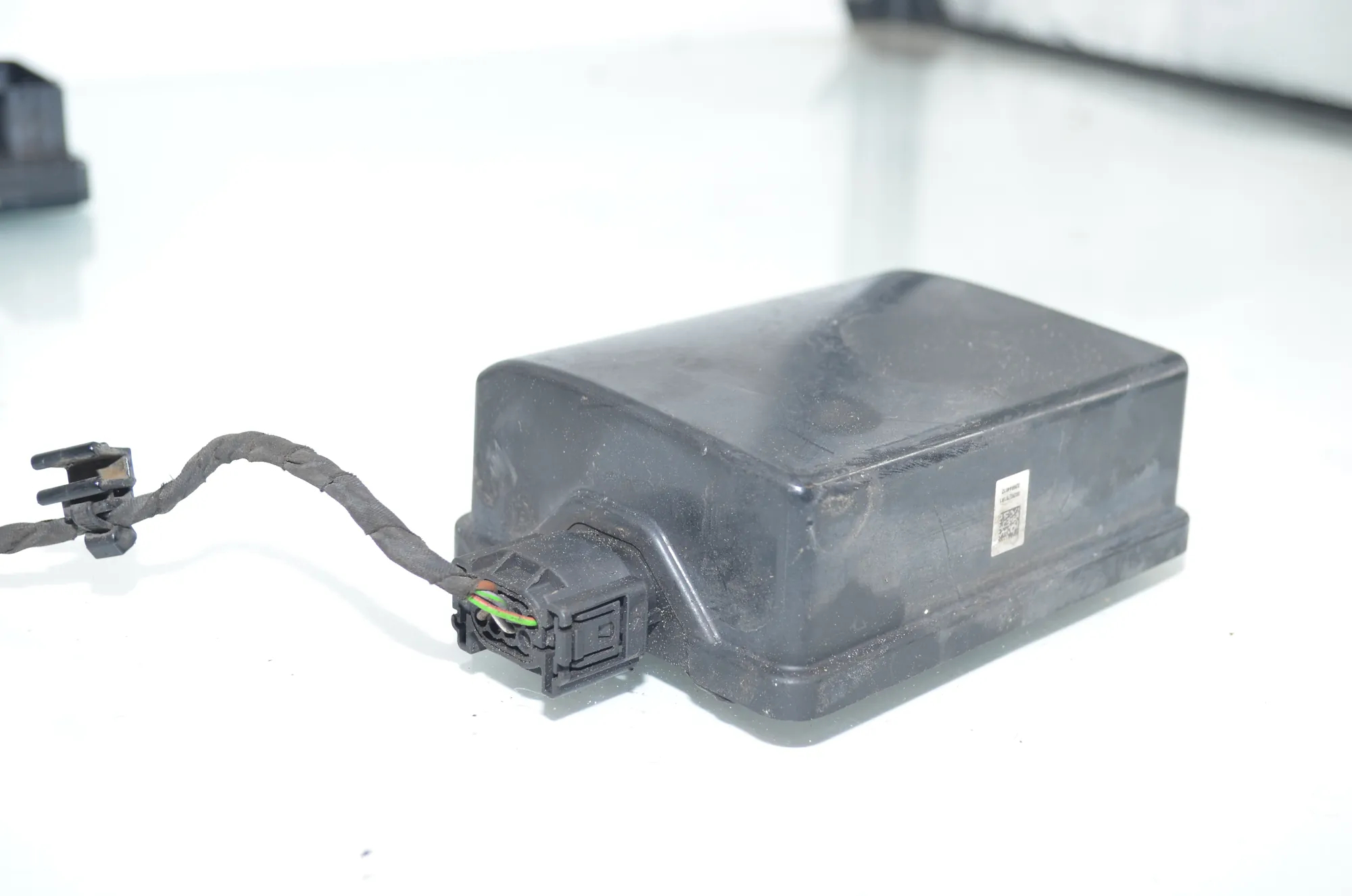 Distance Radar Sensor – OEM 6853405 · BMW 5 Touring (F11) M 550 d xDrive 2012 – 11