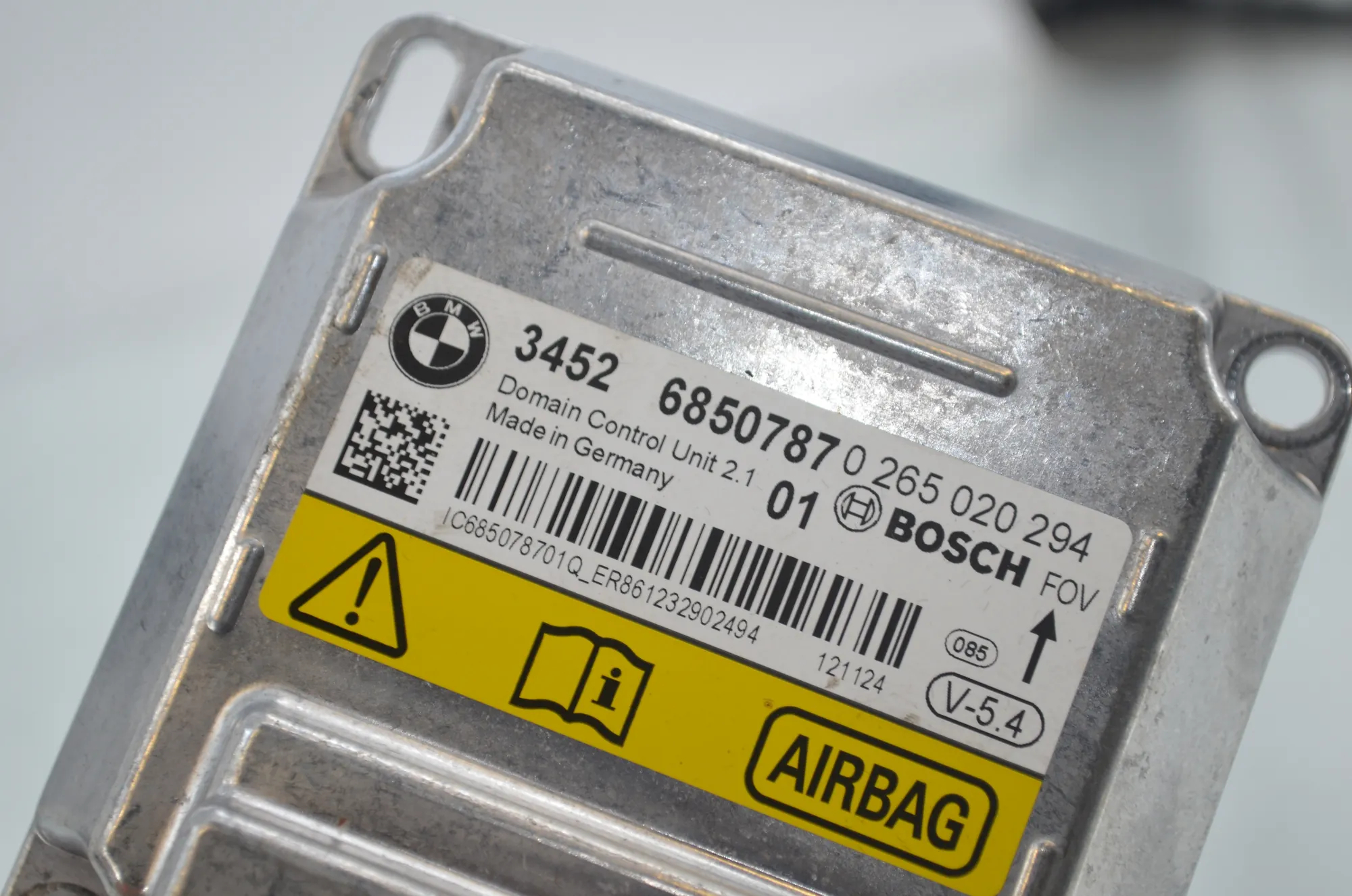 Distance Radar Sensor – OEM 6853405 · BMW 5 Touring (F11) M 550 d xDrive 2012 – 9