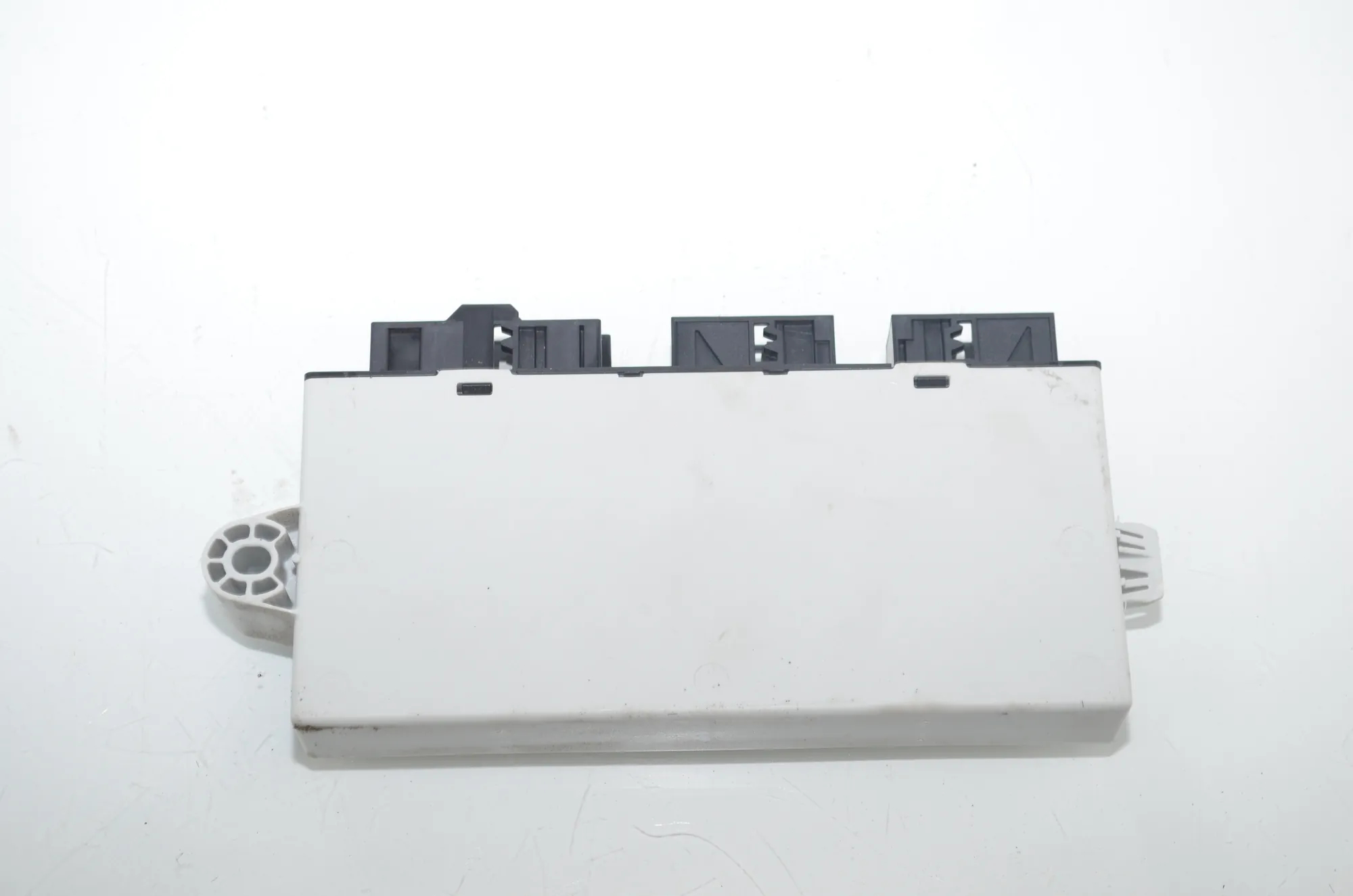 Engine Ignition ECU Set – OEM 8572455 · BMW 5 Touring (F11) M 550 d xDrive 2012 – 10