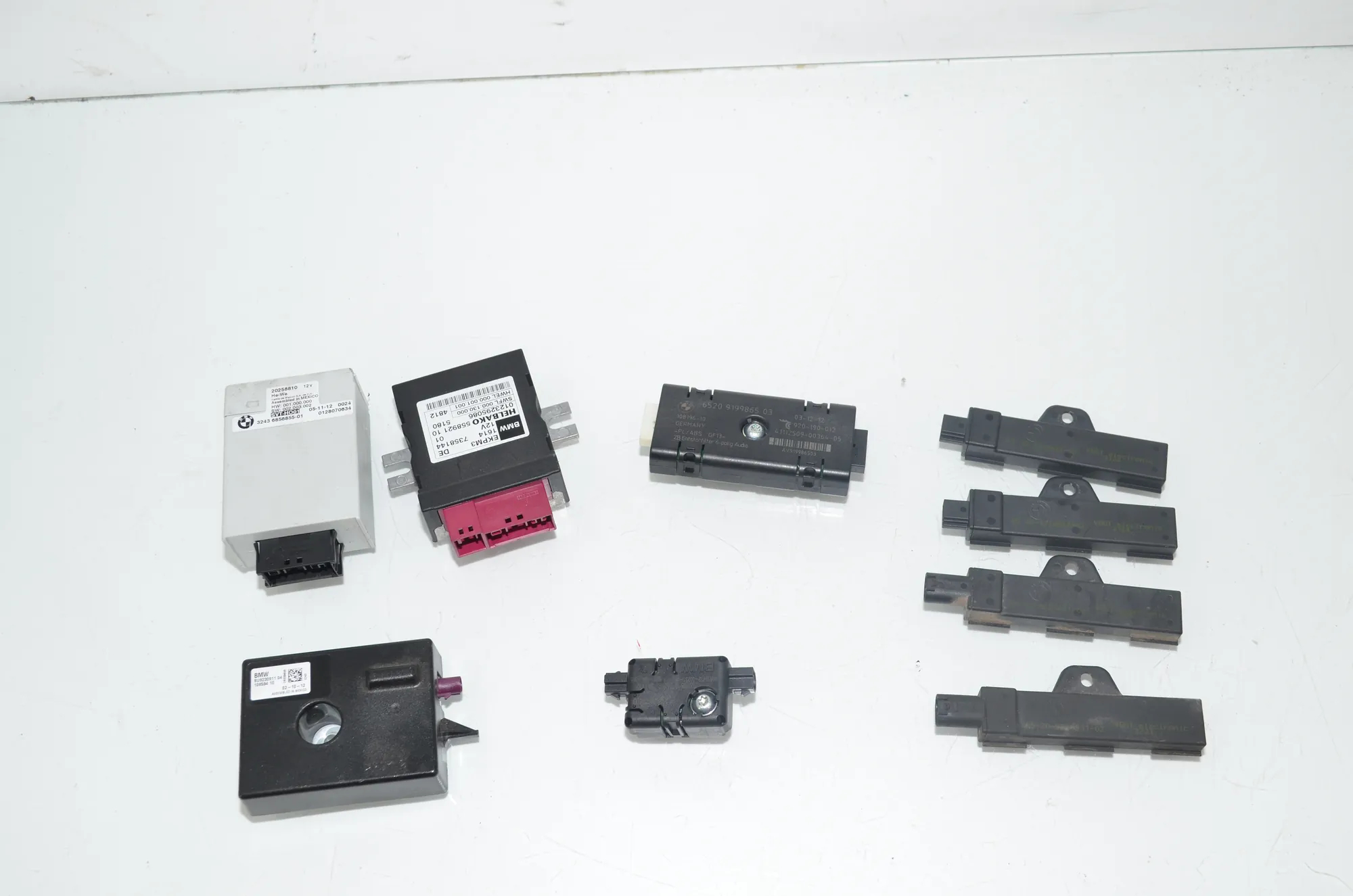 Antenna – OEM 7358144 · BMW 5 Touring (F11) M 550 d xDrive 2012