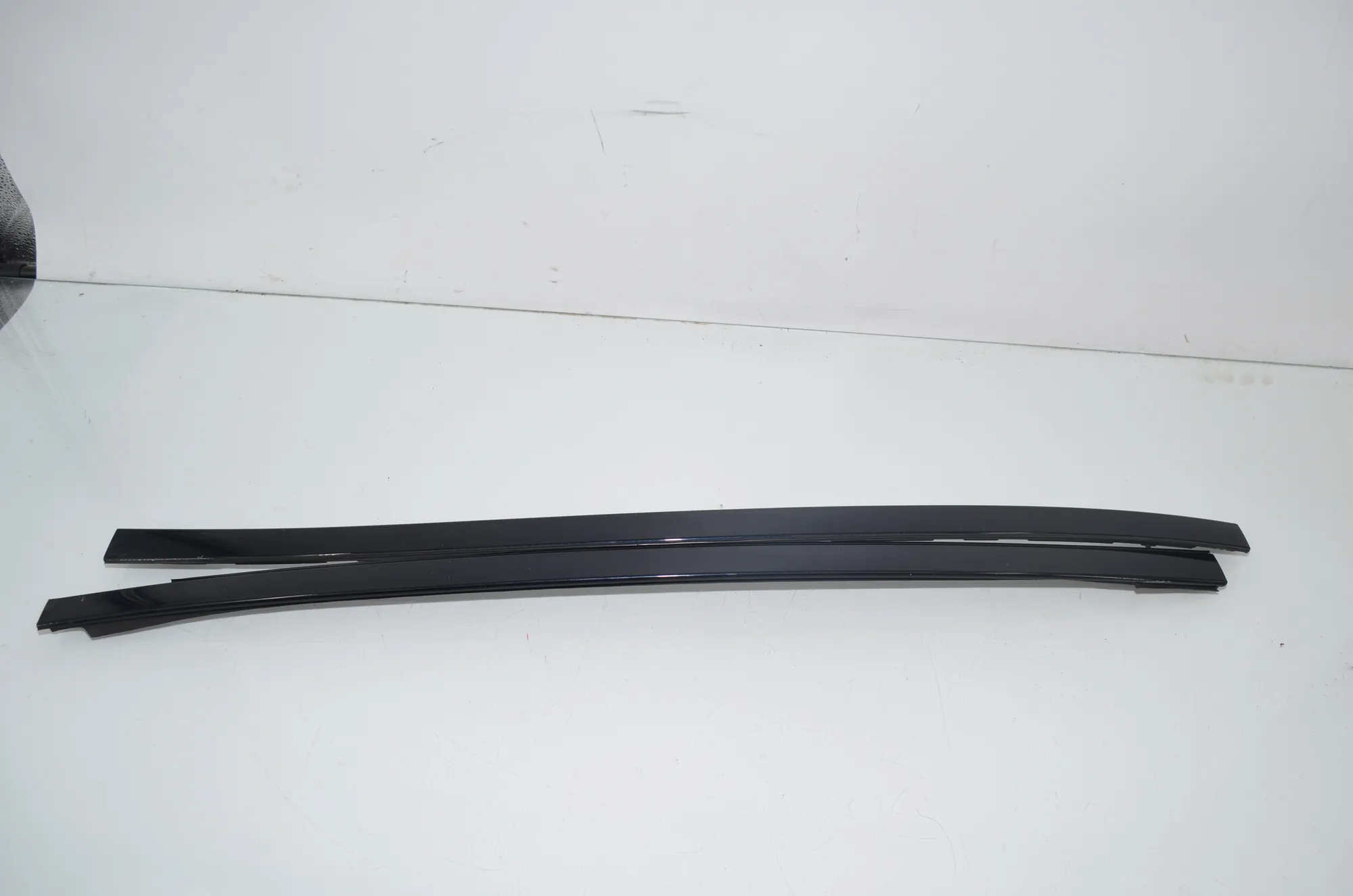 Front Windshield Trim – OEM 7362463 · BMW 5 Touring (F11) M 550 d xDrive 2012