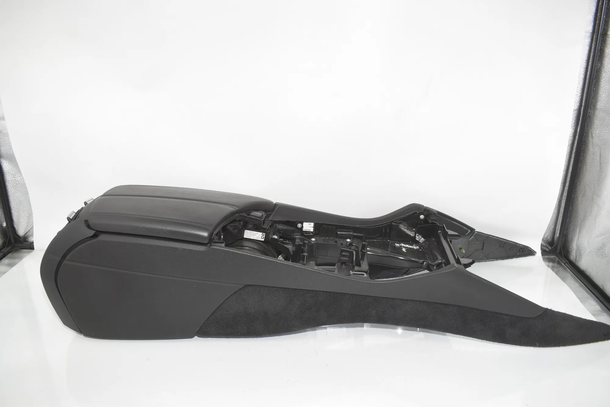 Center Console – OEM 9288913 · BMW 5 Touring (F11) M 550 d xDrive 2012 – 2