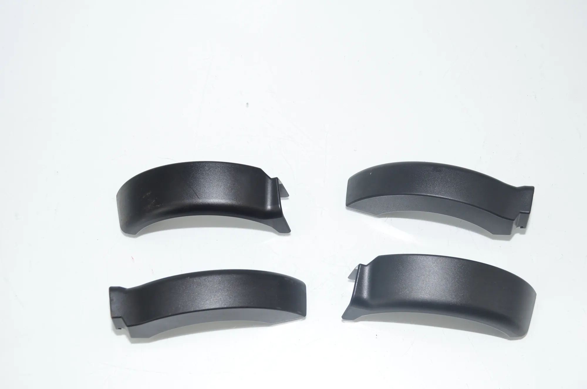 Hinge Trim – OEM 7222170 · BMW 5 Touring (F11) M 550 d xDrive 2012 – 2