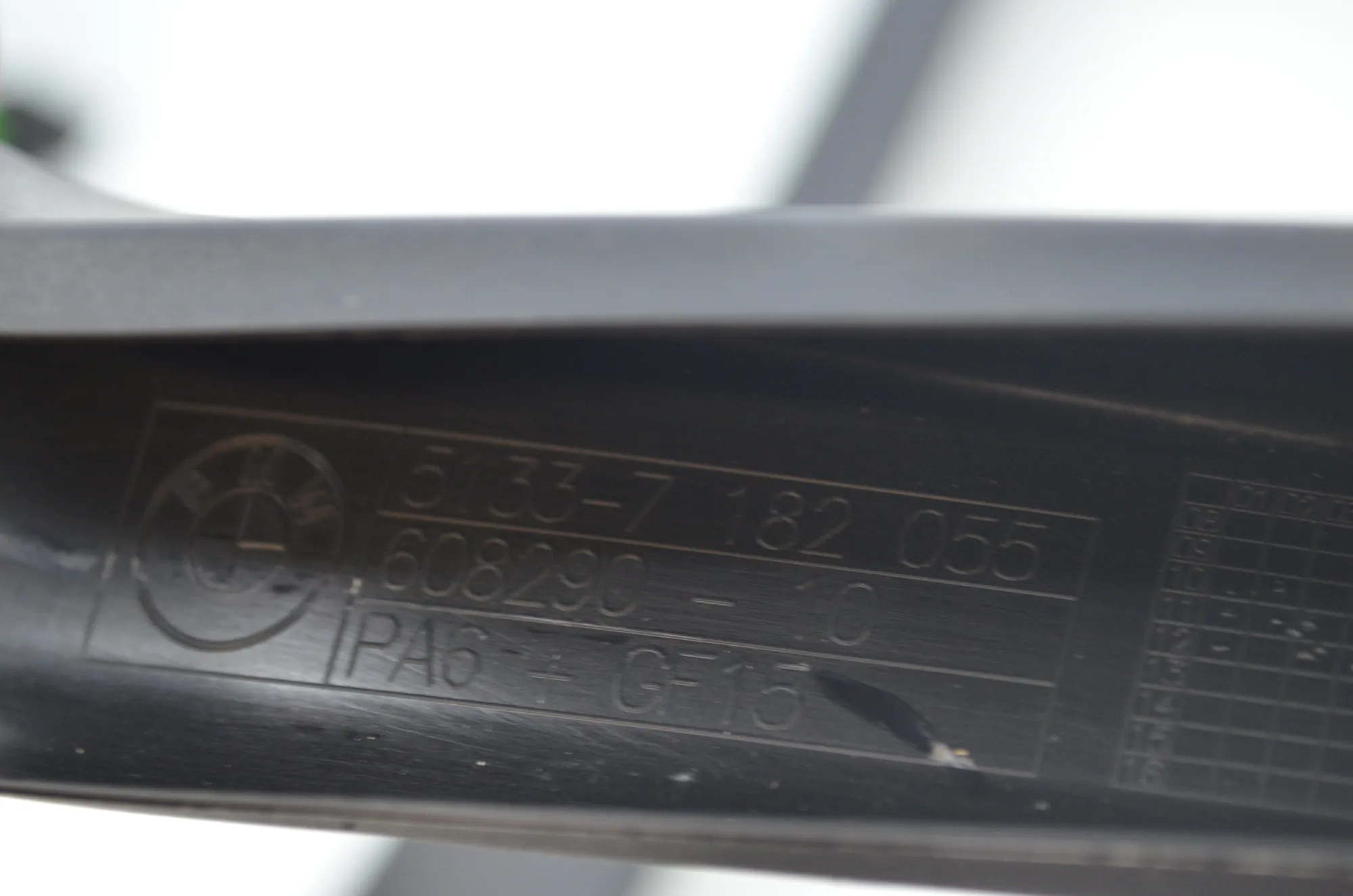 Front Left Door Panel Trim – OEM 7182011 · BMW 5 Touring (F11) M 550 d xDrive 2012 – 8