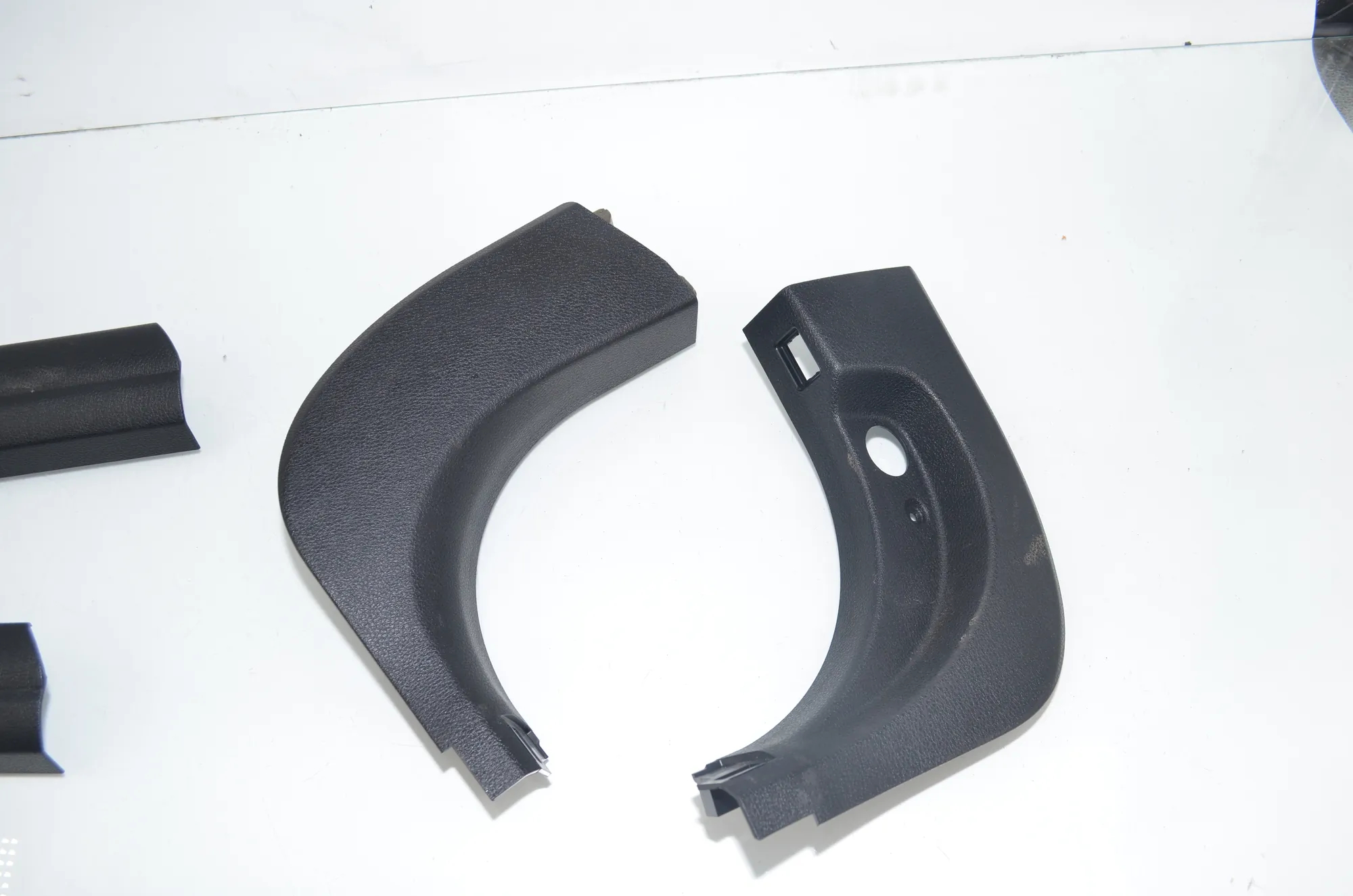 Front Right Sill Trim – OEM 9162721 · BMW 5 Touring (F11) M 550 d xDrive 2012 – 3