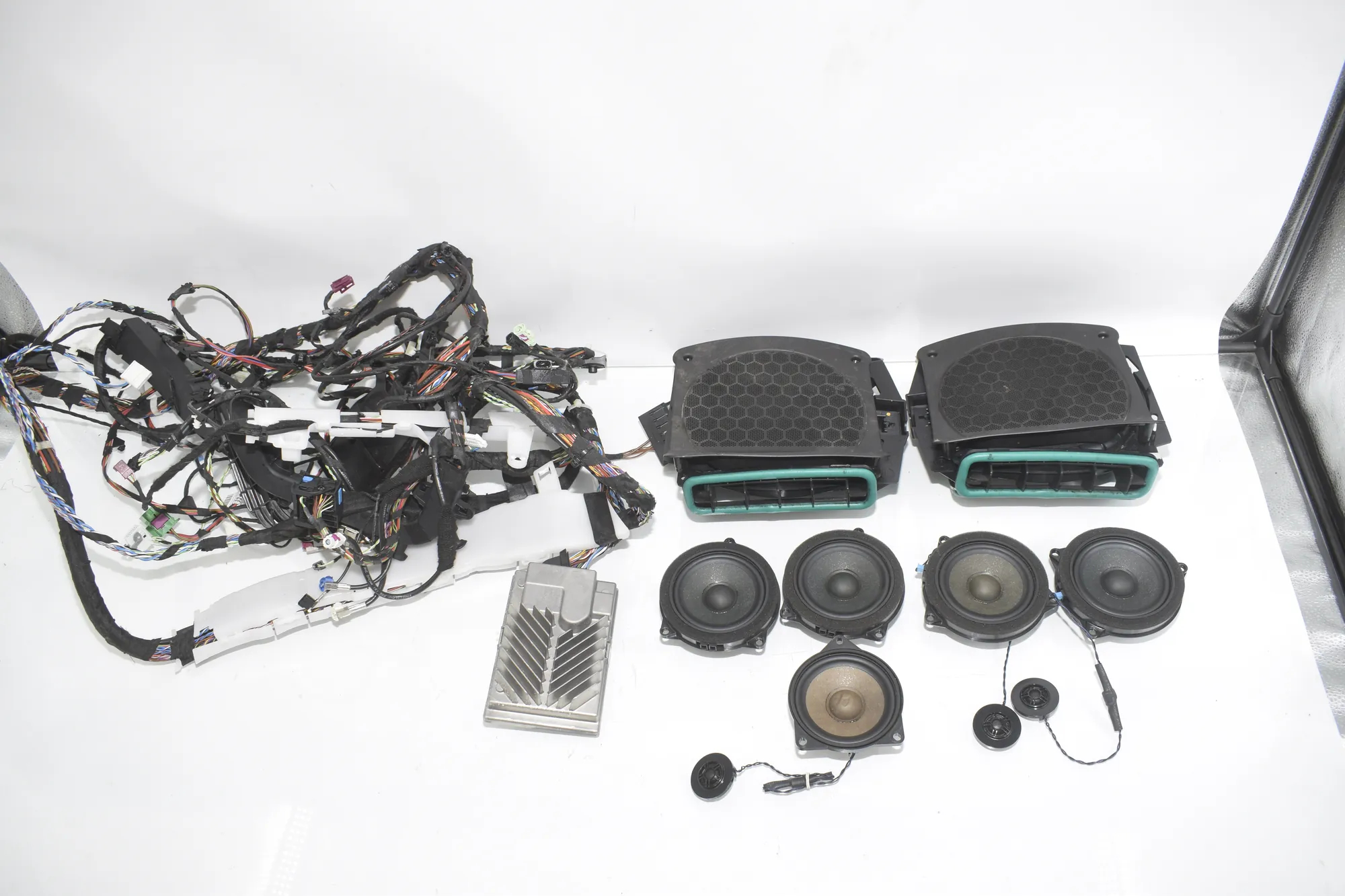 Sound Audio System Set – OEM 2622562 · BMW 3 Touring (G21) (2019 - -) 320 d 2019 – 2
