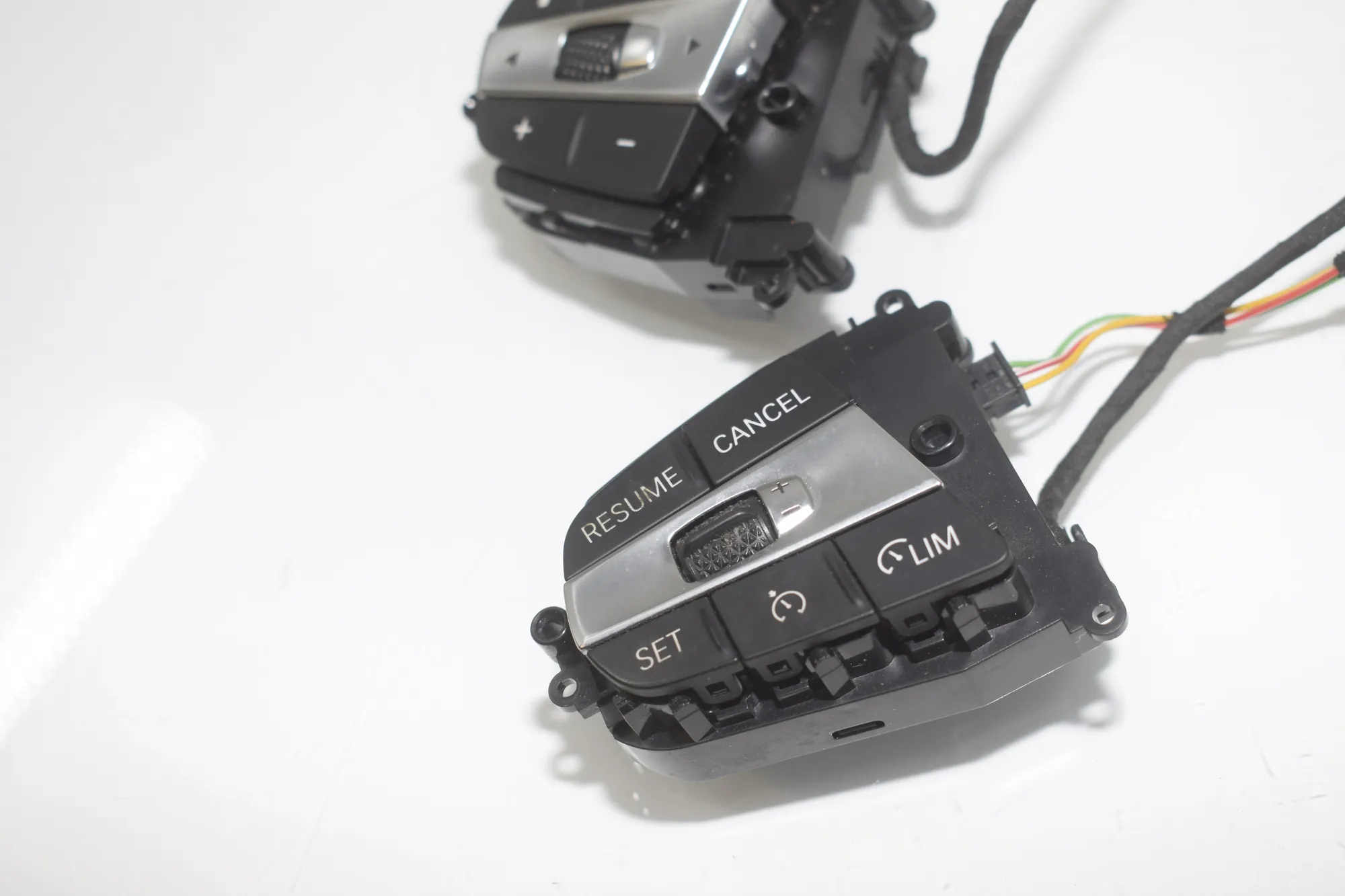 Steering Wheel Button Switches – OEM 9873213 · BMW 3 Touring (G21) (2019 - -) 320 d 2019 – 5