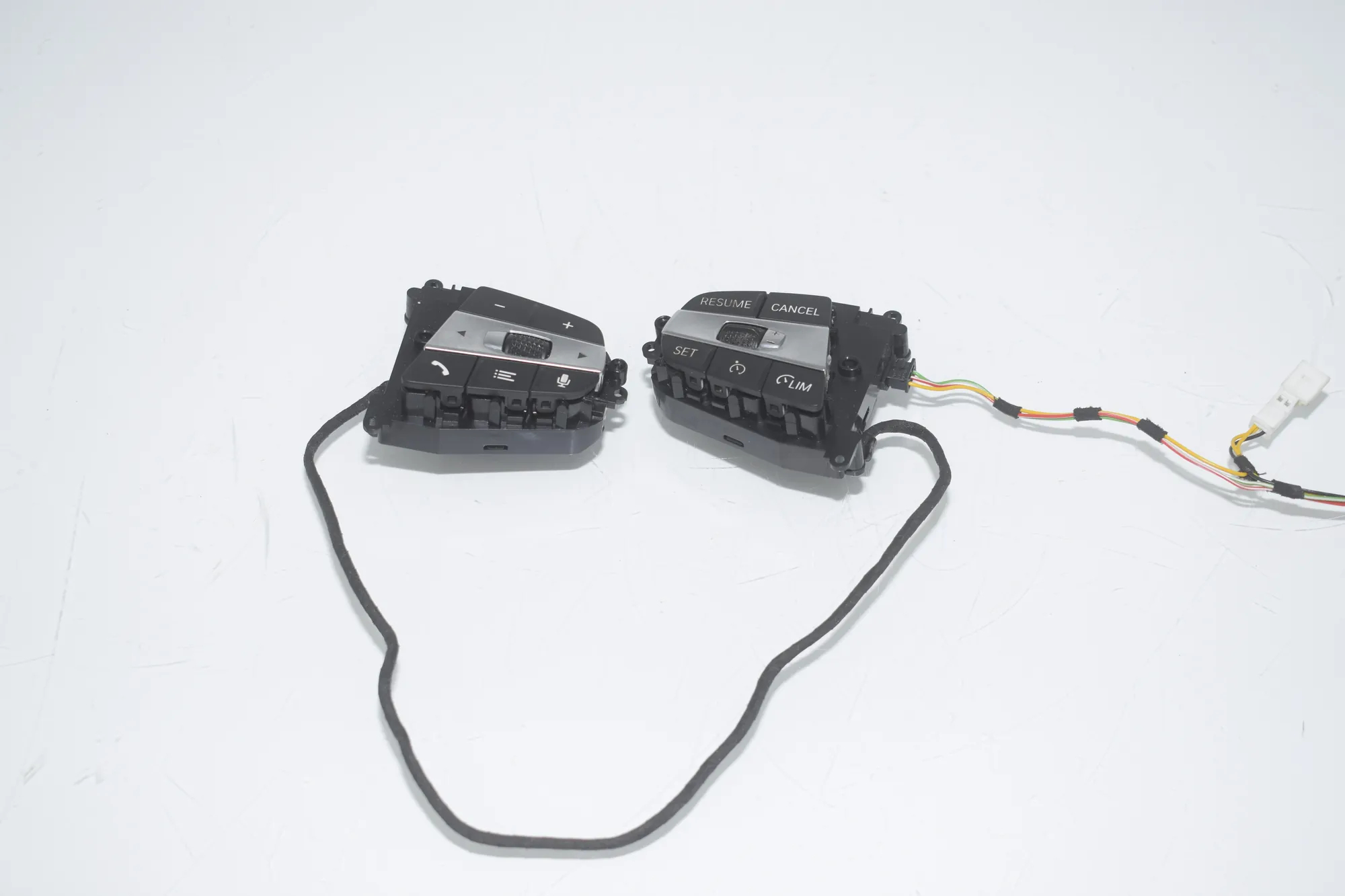 Steering Wheel Button Switches – OEM 9873213 · BMW 3 Touring (G21) (2019 - -) 320 d 2019