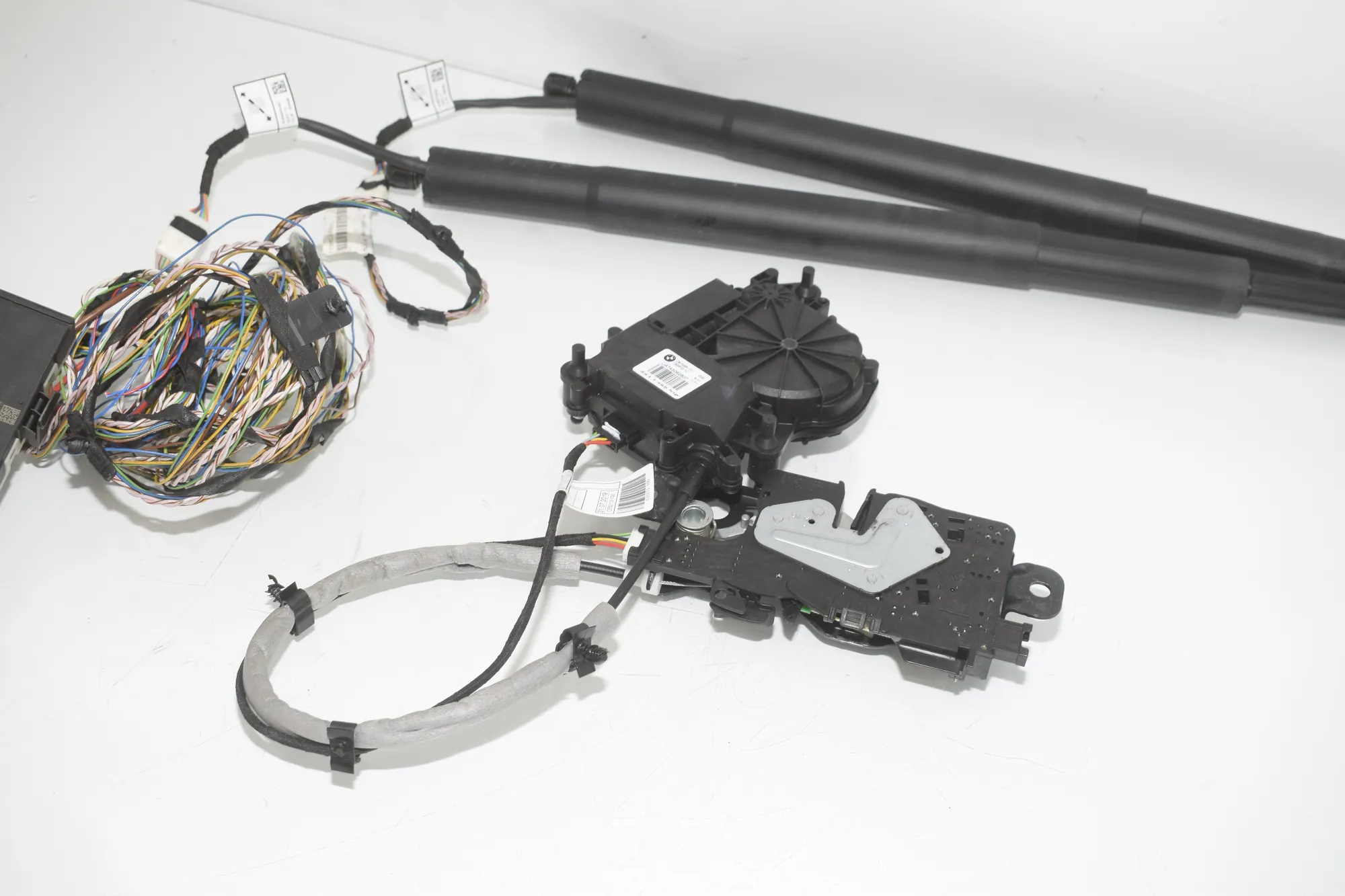 Electric Tailgate Opening Kit – OEM 9275119 · BMW 3 Touring (G21) (2019 - -) 320 d 2019 – 10