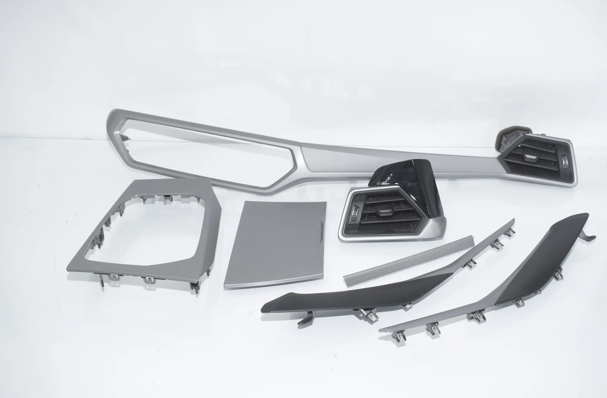 Interior Trim Strips Kit – OEM 6806780 · BMW 3 Touring (G21) (2019 - -) 320 d 2019 – 2