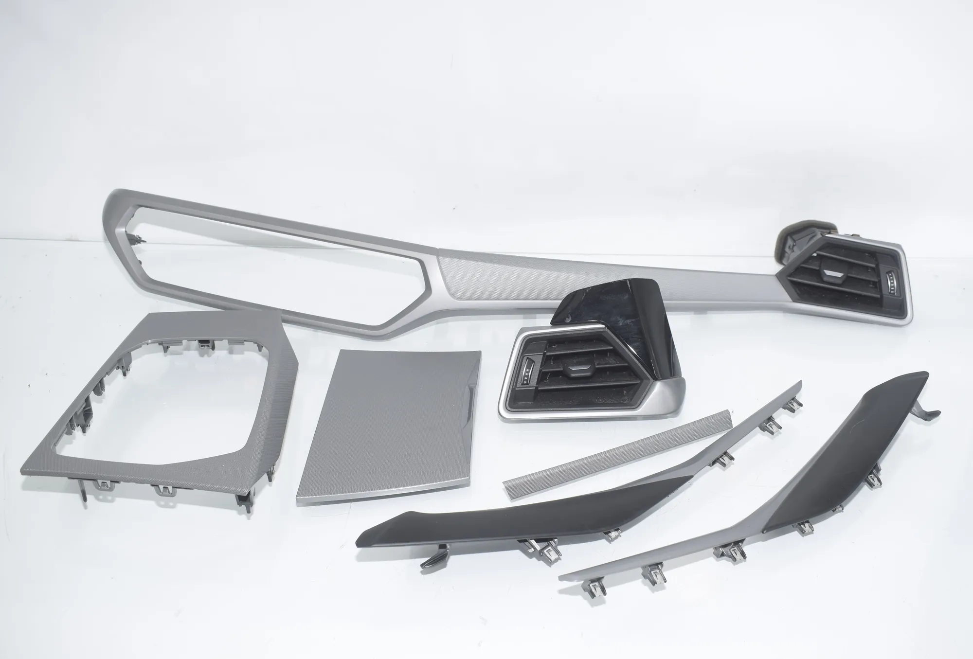 Interior Trim Strips Kit – OEM 6806780 · BMW 3 Touring (G21) (2019 - -) 320 d 2019