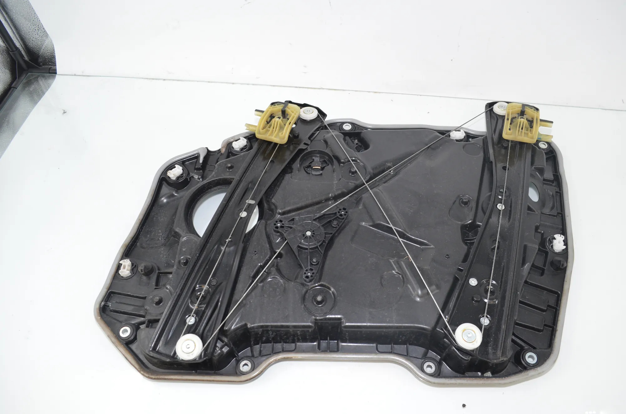 Front Left Door Window Regulator – OEM 7432231 · BMW 3 Touring (G21) (2019 - -) 320 d 2019 – 2