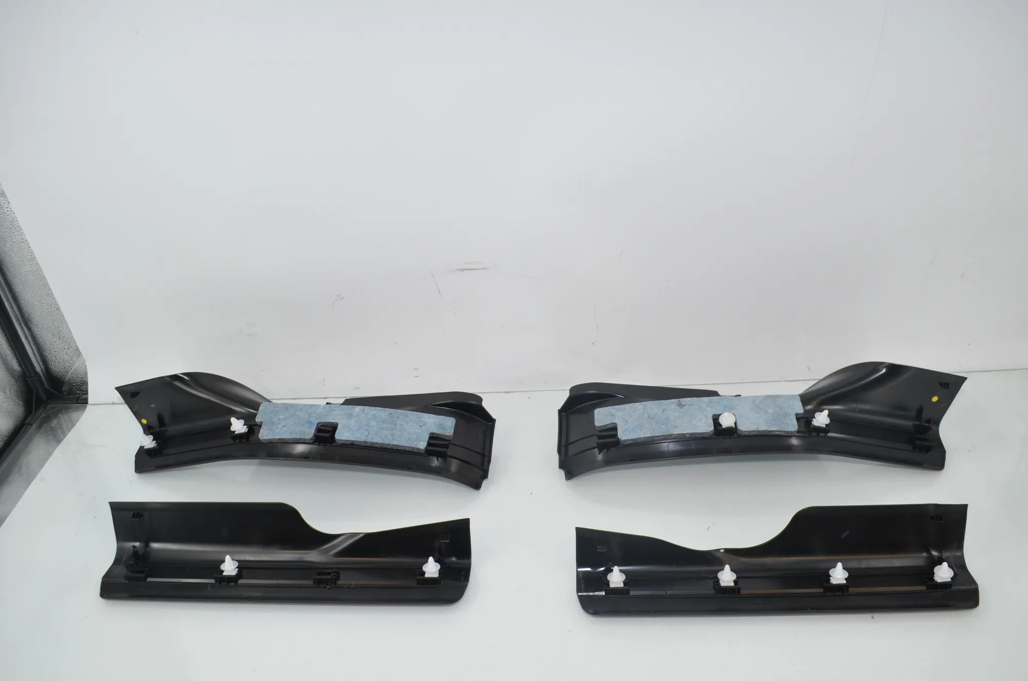 Front Right Interior Step Trim – OEM 7446421 · BMW 3 Touring (G21) (2019 - -) 320 d 2019 – 4