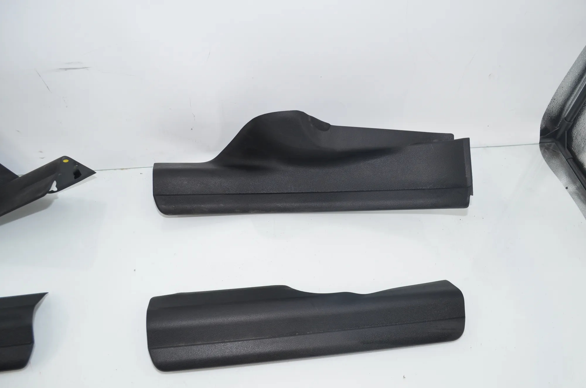 Front Right Interior Step Trim – OEM 7446421 · BMW 3 Touring (G21) (2019 - -) 320 d 2019 – 3