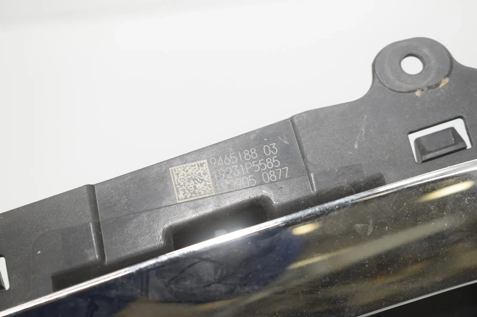 Radiator Air Intake Channel – OEM 9465188 · BMW 3 Touring (G21) (2019 - -) 320 d 2019 – 8