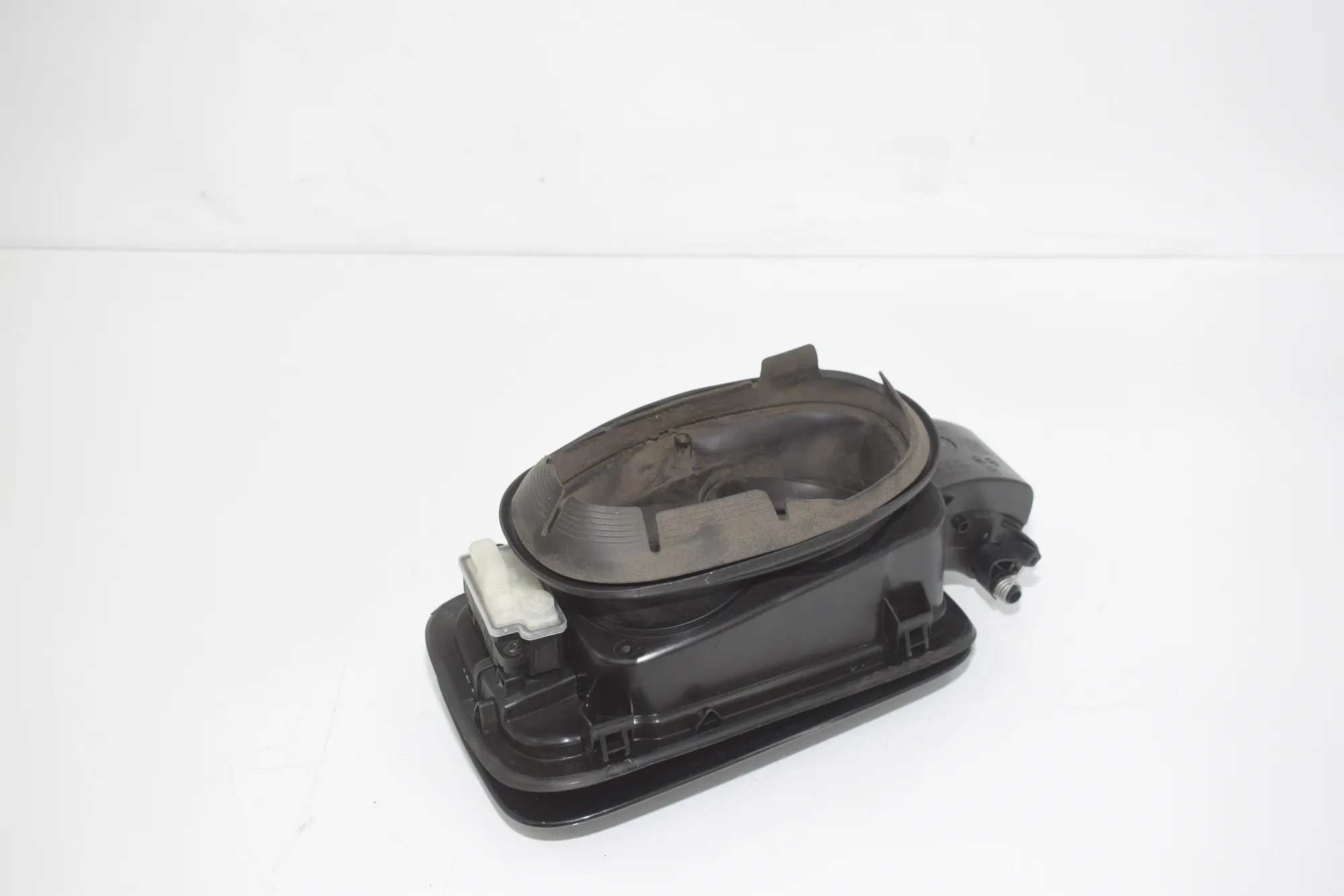 Fuel Tank Flap Cap – OEM 7433410 · BMW 3 Touring (G21) (2019 - -) 320 d 2019 – 4