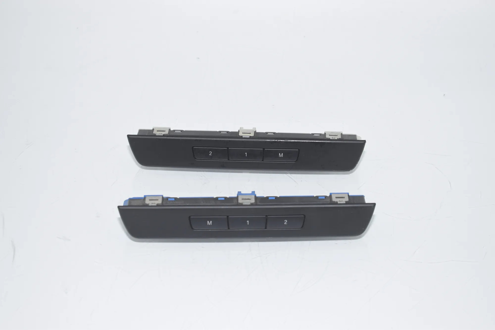 Right Seat Control Buttons – OEM 9215748 · BMW 5 Gran Turismo (F07) 530 d 2009